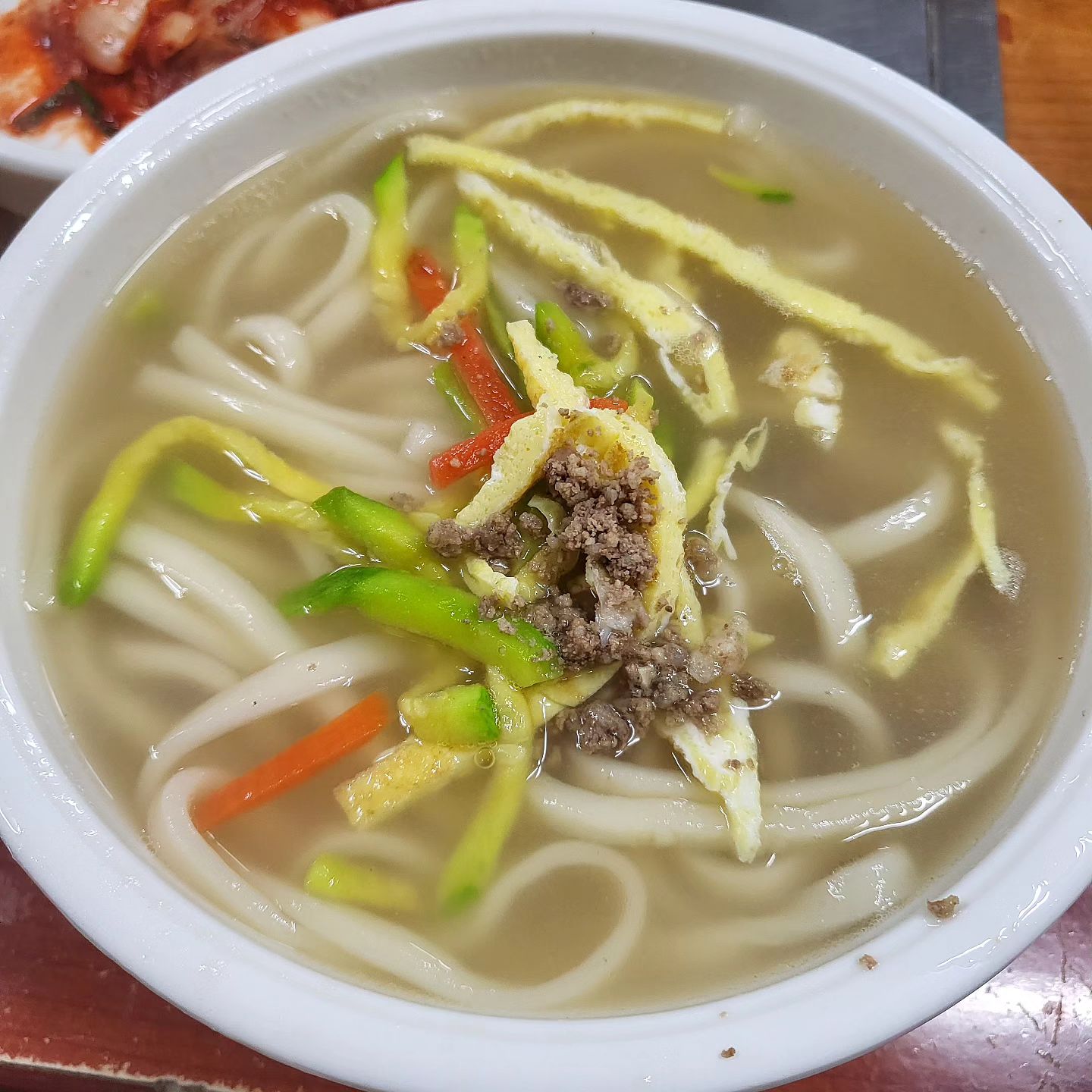 언제먹어도 만족도 최고 #대련집
#보쌈 #수육 #사골칼국수 #낙지볶음 #먹스타그램 #먹스타맞팔 #을지로맛집 #한식 #힙지로 #다투모을지로 #fff #f4f #koreatrip #koreanfood #euljiro #pork #kalgukso #noodles #seoulfood #seoul