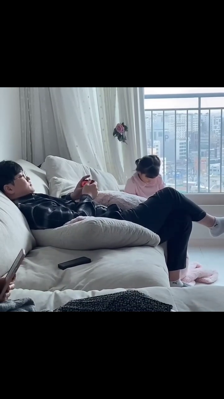 이모부 놀아주는중🤭