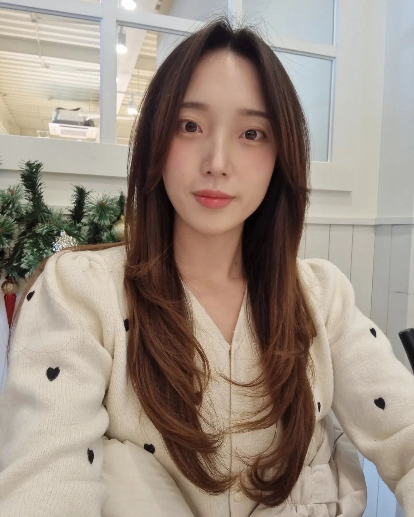 오랜만에 언니한테 커트 받으니 기분이가 너무 좋다🧡