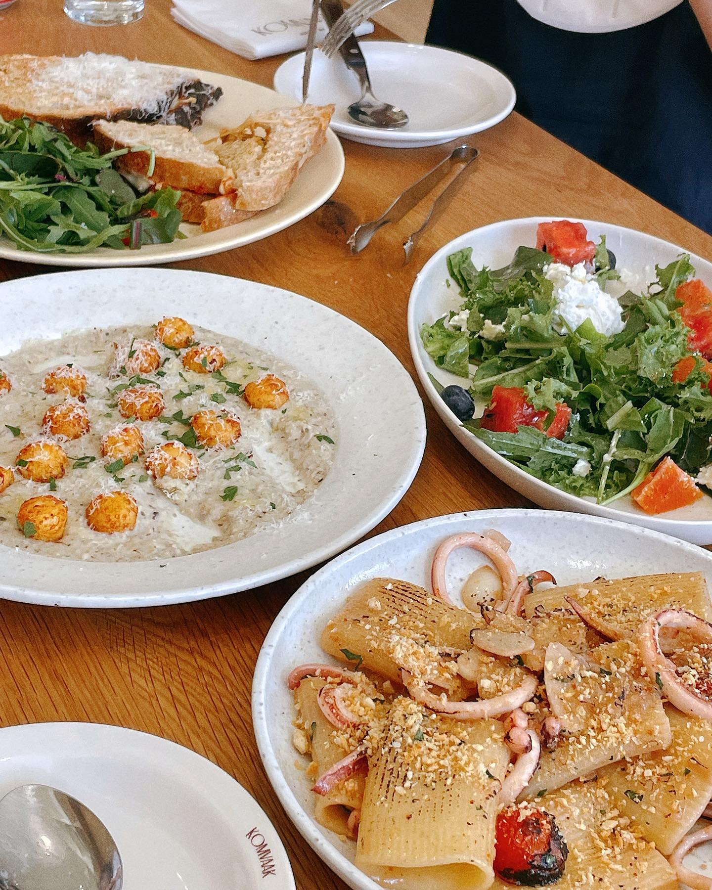 *
뷰도 좋은데 맛도 좋았던
서울역 브런치맛집 콤바크
오징어 버터 파스타 또 먹고싶댜..🥹