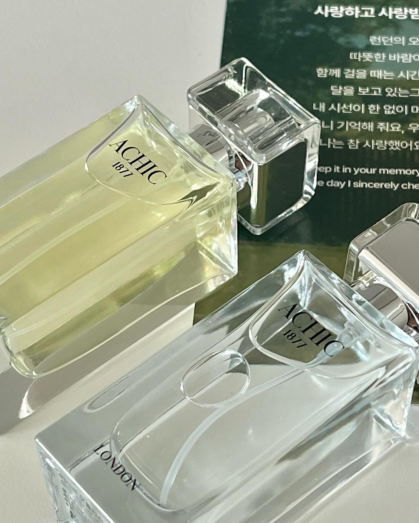 #AD #제품제공

🏷️ACHIC 
opulence languor perfume

내 원픽은 Dal segno,
남편은 A piacere

담담하면서도 
부드러운 꽃향기의 달 세뇨:)
첫 느낌은 시트러스하지만
끝은 우디한 아 피아체레🪷

연말모임 OOTD는 이걸루 끝!

#여자향수
#여자향수추천
#어시크오퓰런스랭거퍼퓸
#오퓰런스랭거퍼퓸 
#향수추천
#연말선물
#크리스마스선물