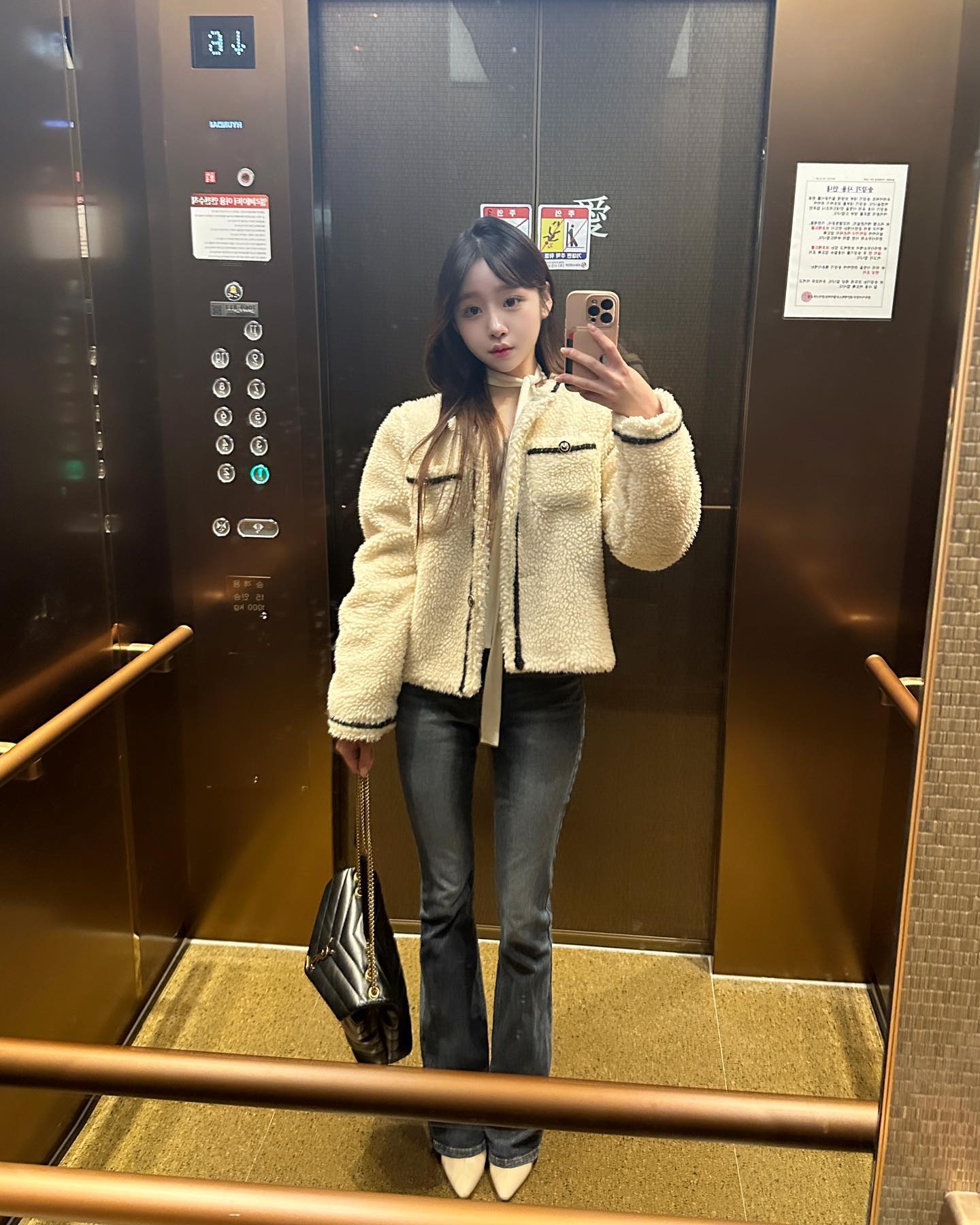 무표정