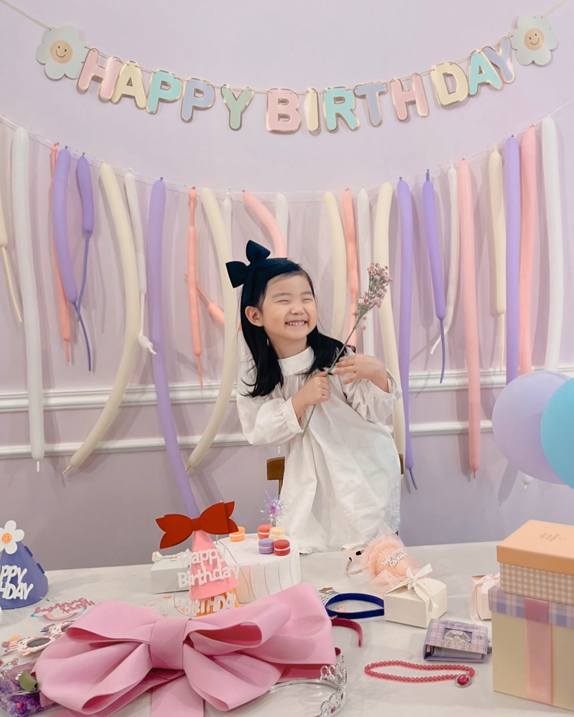 #❤️

울 아들 손꼽아 기다리던 
생일주간 시작❤️ 

#오늘은집 #엄마아빠랑❤️ 
#내일은유치원 #저녁엔한옥핑 
#일년에한번이니까 #너하고싶은거다해
