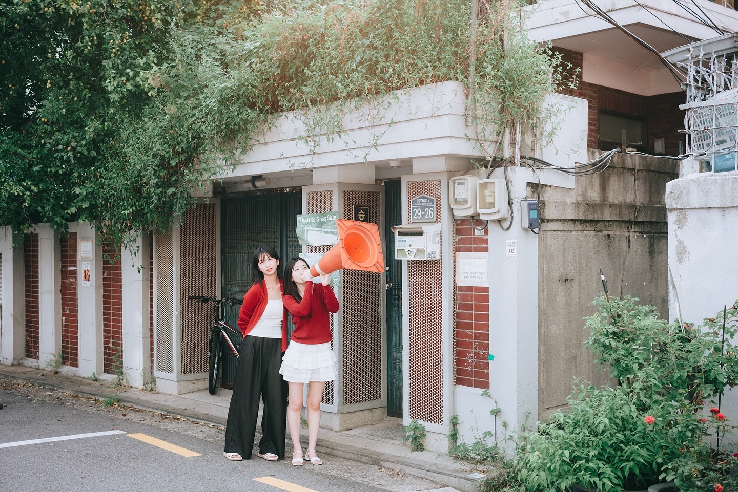 우리 둘은 얼어붙지 않을 거야❤️‍🩹
-
photographer : grrrgom 
model : novchaleur soo._.archive