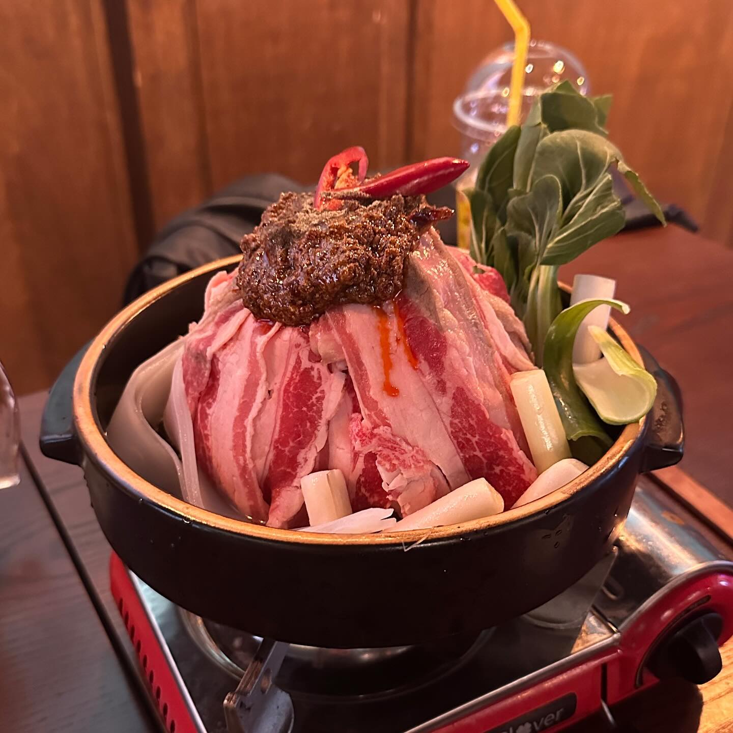 #협찬 가성비 끝내주는 경성맥주🍻

#경성맥주사가정역점

사가정역/면목동 가성비 끝내주는 경성맥주

시원한 살얼음맥주 한잔에 2,900원이라는 말도 안되는 놀라운 가격에 마실 수 있는 경성맥주는 맥주 가격 뿐만 아니라 안주 가격도 너무 저렴!
사장님 다 퍼주심 😭

누구나 좋아하는 안주들이 다양하고 
부담 없는 가격임!
 
내부 인테리어가 실내포차 느낌의 편안한 분위기에서 부담 없는 가격으로 술 한 잔할 수 있는 

경성맥주 사가정역점은 다양한 안주와 주류를 갖 추고 있어서 소규모 회식부터 
데이트 장소로도 굳¨̮ 

매장명 : 경성맥주 사가정역점 

주소 : 서울 중랑구 사가정로51길 3 1층

전화번호 : 0507-1445-1462

영업시간 : 16:00 - 03:00 (매일)

롱롱소세지 2,900원 
경성빙맥주 2,900원 
산더미먹태 7,900원 
새우구이(10마리) 7,900원

meogsta 팔로우 하면 다양한 정보를 받아 볼 수 있어요!

-----------------------------------------

더 맛있는 정보가 궁금하다면🤍
meogsta
meogsta
meogsta

#경성맥주 #경성맥주사가정역점 #면목동술집 #면목동회식 # 사가정역술집 #사가정역회식
#먹팔 #선팔 #먹스타그램