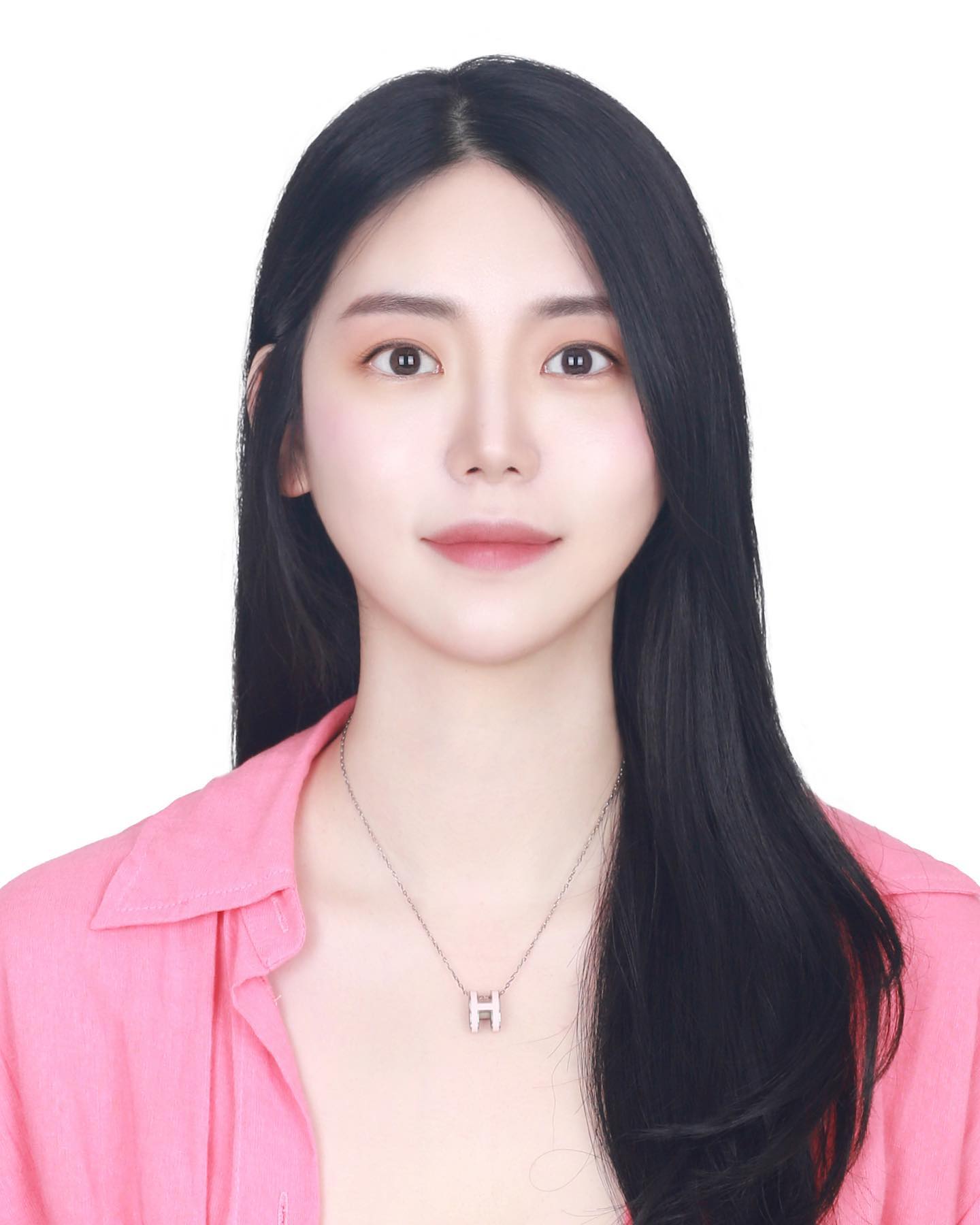벗고 있는 거 아닙니다