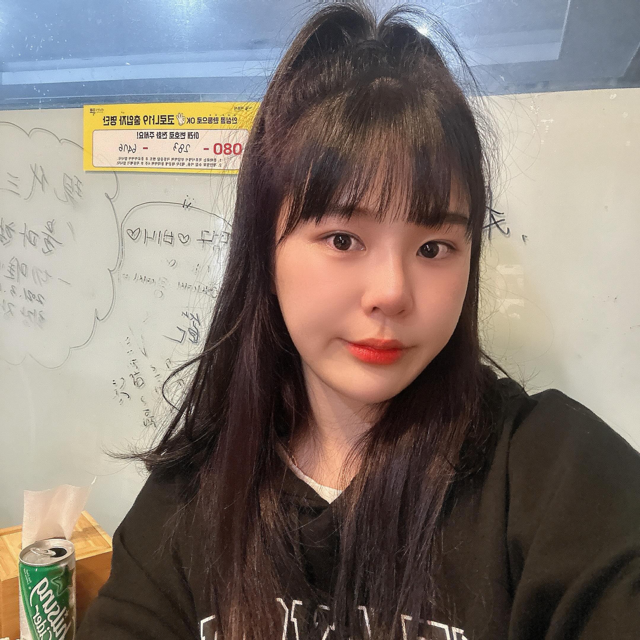 볼딱지에 살끌어올려엇~!🙄 #살크업 

조만간 다시 운동 진하게 하기위함의 준비랄까🤫ㅎㅋ