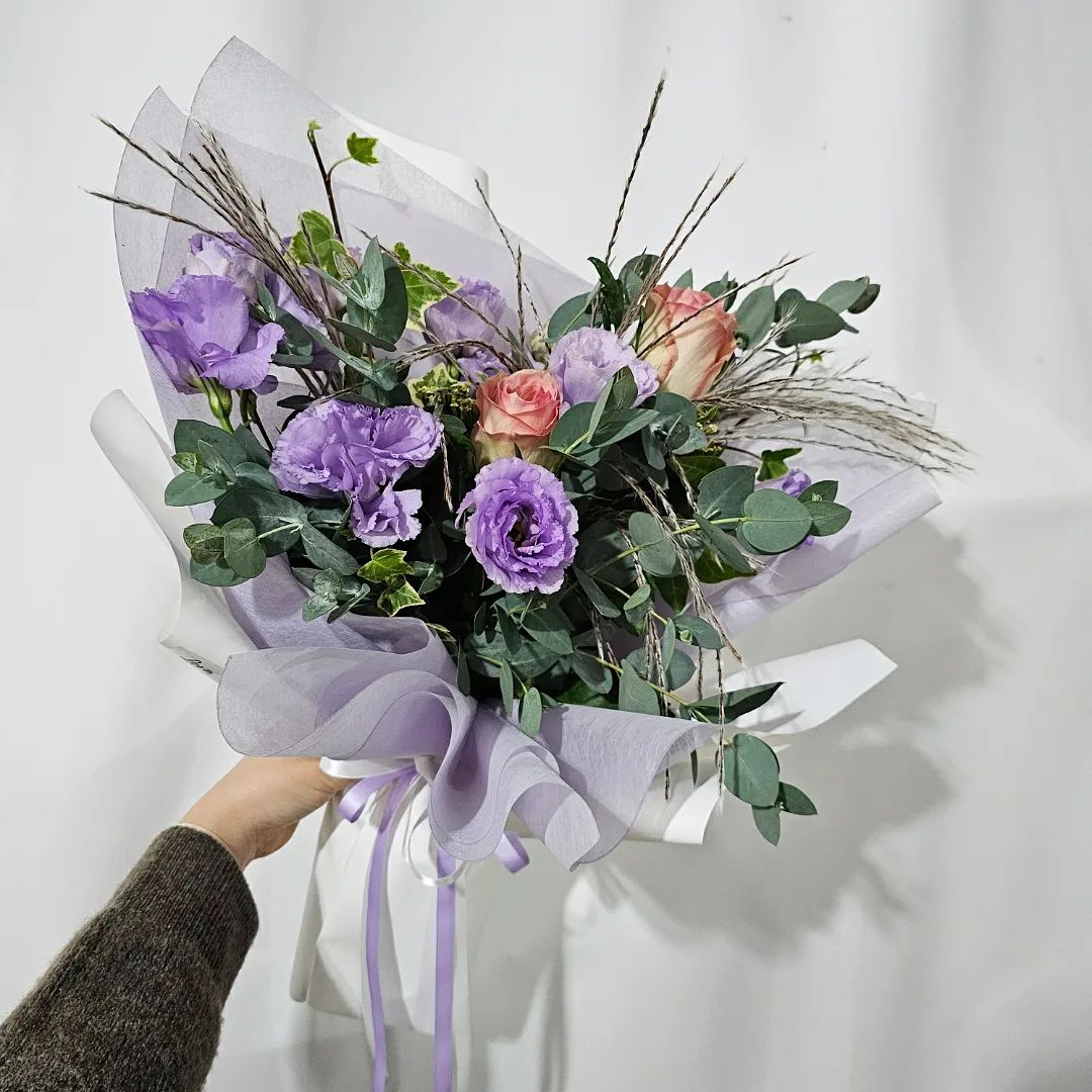 연보라 리시안셔스 꽃다발

#아벨라플라워
울산 중구 종가3길22
(네비검색시 매장뒷편 주차장으로 안내됩니다)
함월고 정문 버스정류장 맞은편 위치

#울산24시꽃집아벨라 #유곡동꽃집
#울산무인꽃집아벨라 #우정동꽃집
#울산24시꽃집 #울산무인꽃집 
#울산중구꽃집 #태화동꽃집
#울산꽃배달 #울산꽃집
#무인꽃집 #24시꽃집
#울산트렁크프로포즈
#울산중구트렁크프로포즈
#울산꽃다발 #울산꽃