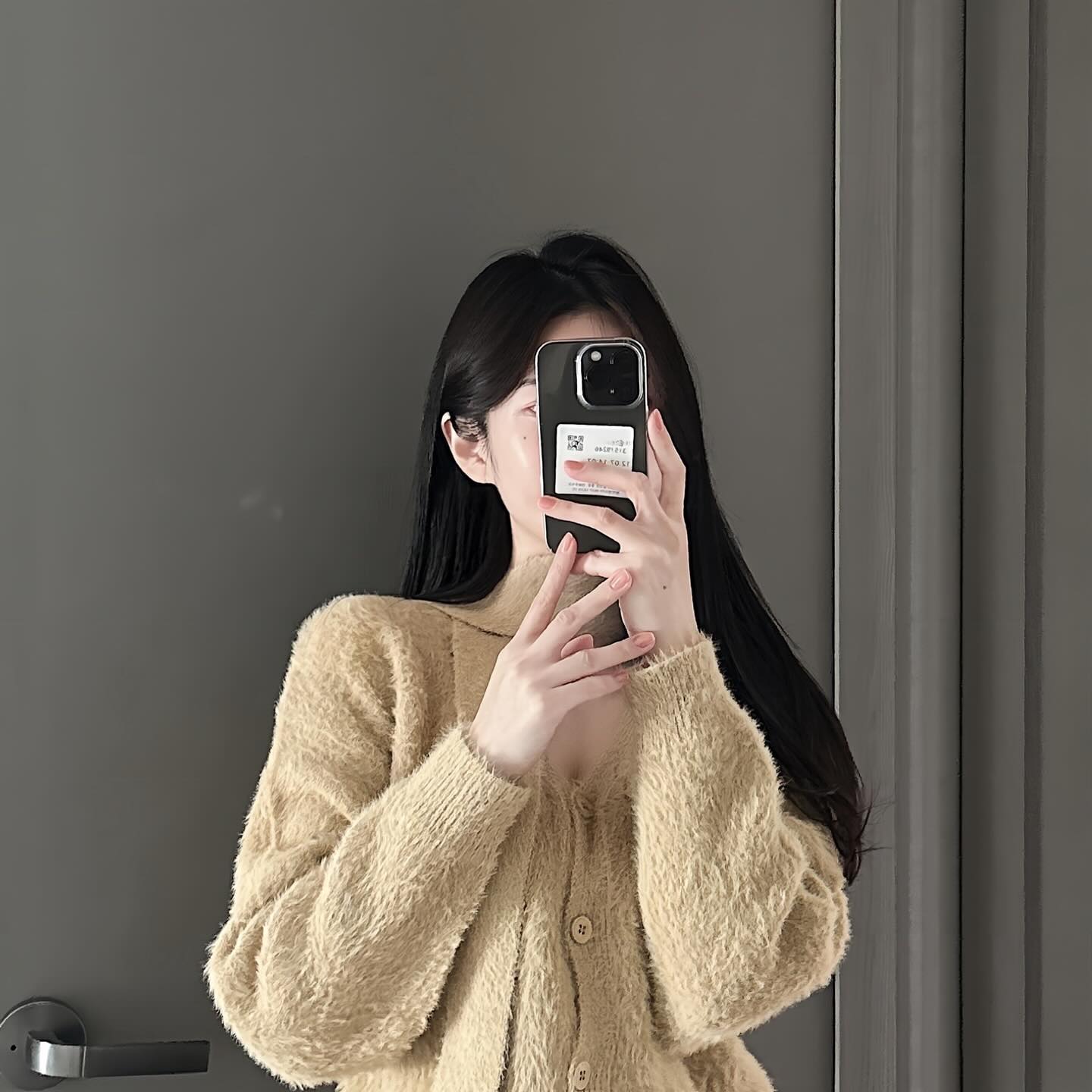 ⠀
⠀
꼬까옷 입으면 기분이 좋쿠🤎
⠀
⠀
⠀