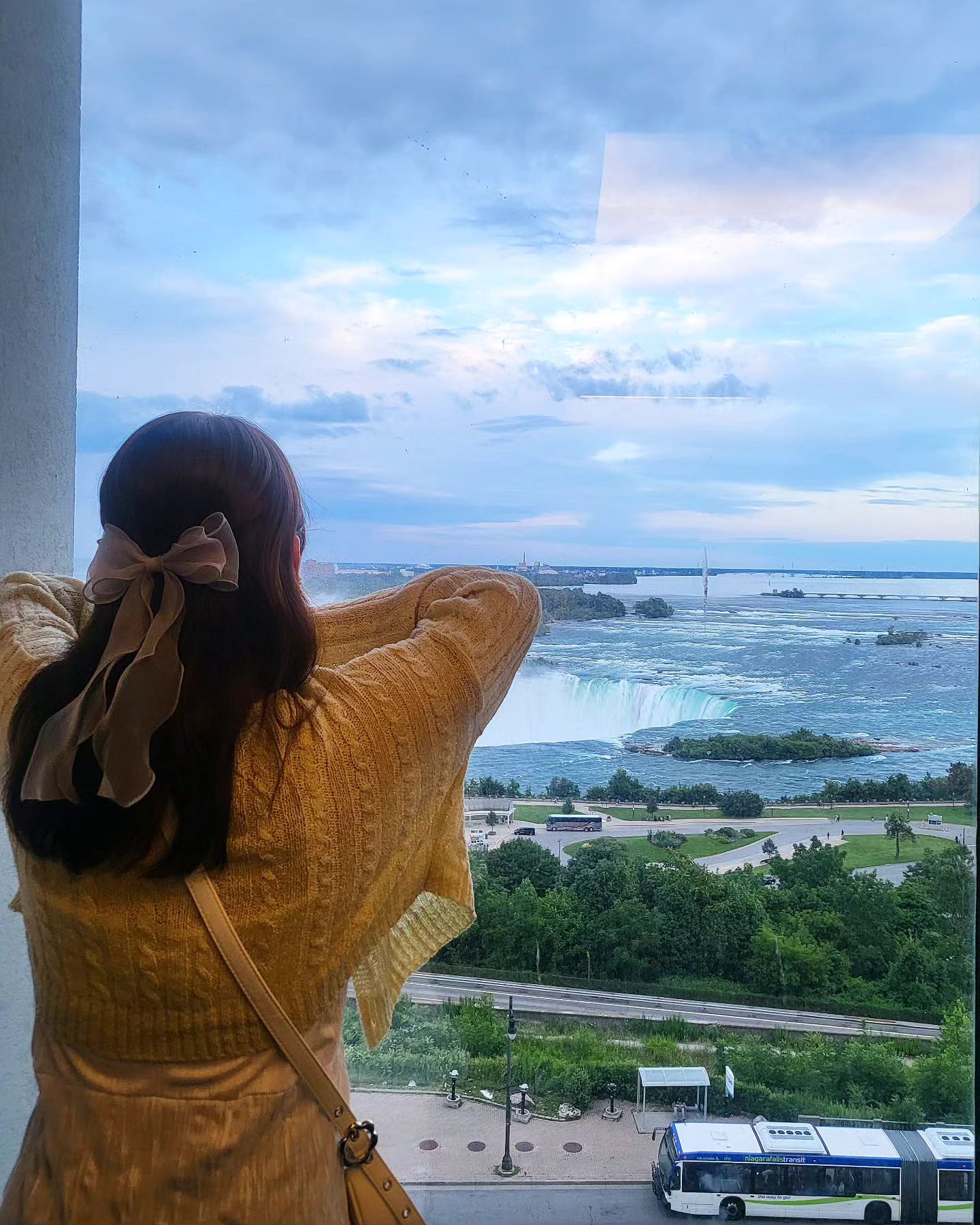 O Canada 🇨🇦 🍁 
단풍국의 나이아가라 폭포 클래스 🫶
Amazing Niagara Fallsview 💙
.
.
.
.
.
#캐나다여행 #나이아가라폭포 #캐나다 #canada #niagarafalls #Marriotthotel #여행스타그램 #traveler