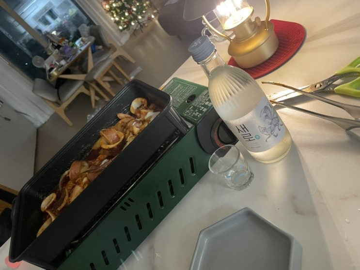 완벽한 캠핑 밀키트, 땀나게 매콤한 맛을 원한다면 끼닛 꼬들무불오징어 추천