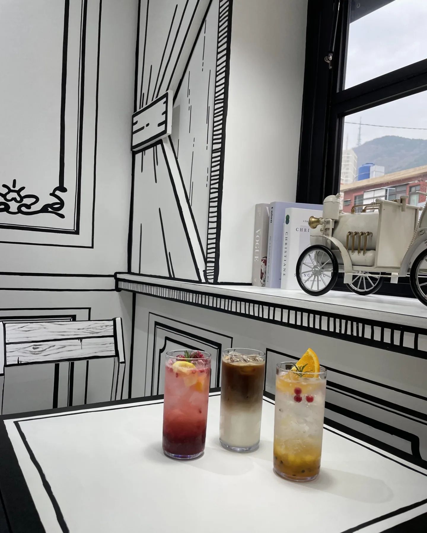 🎨그림속에들어온듯핫 2D카페 

🖼#전포동카페 #버터빌 butter.vill
☕️부산 부산진구 전포대로176번길 33 지상1-2층
⏰️12시~21시
❌️수요일휴무
👶🏻예스키즈존
🥤포장가능
⛔️주차안됨
☎️0507-1435-7654

네이버영수증리뷰시 마들렌줌🥖

#서면카페 #전포카페 #부산서면카페 #전포역카페  #서면데이트 #전포데이트 #서면가볼만한곳#전포가볼만한곳 #서면포토존카페 #전포포토존카페 #부산포토존카페 #부산카페투어 #서면핫플 #전포카페거리 #전포 #전포동 #서면 #전포신상카페 #서면신상카페 #전포카페거리카페 #부산카페투어 #카페버터빌 #버터빌카페 #서면그림카페