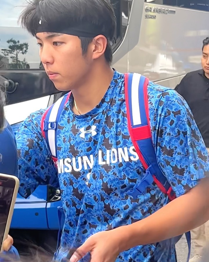 24.06.29
💙외쳐 갓영웅💙
비가 눈치없었지만 삼성 잘했어 최고🍀
#삼성라이온즈 #김영웅선수⚾️