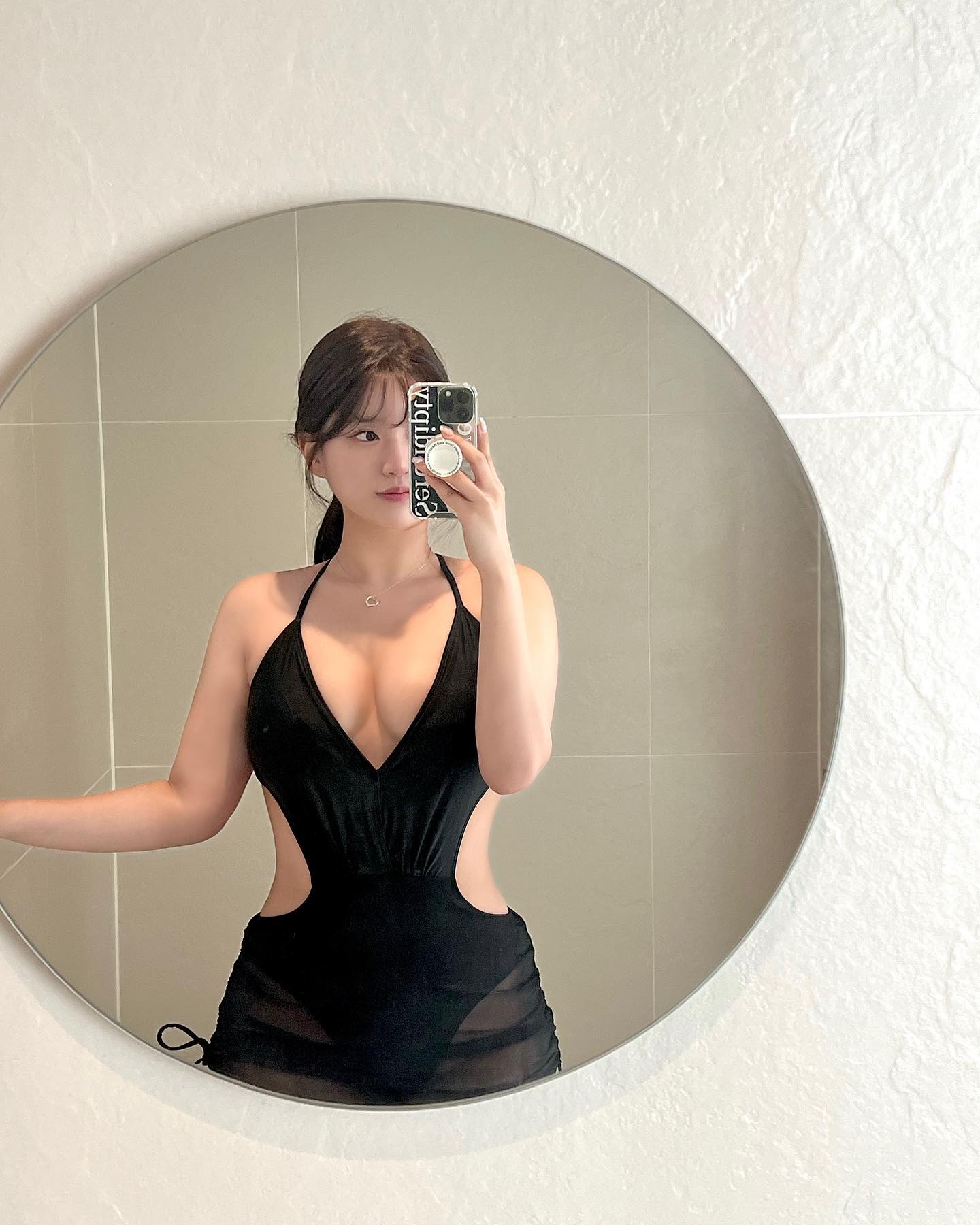 겨울에 비키니 오떤데