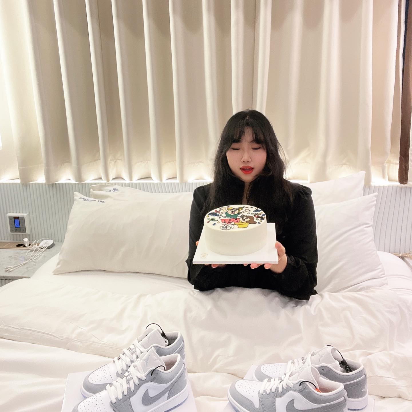 금지의 생일빠티 💘 30짤 추카파티 👍
올해 생일도 축하 해주셔서 감사합니당❤️ 
#hbd #happybirthday #생일파티 #selfie #daily