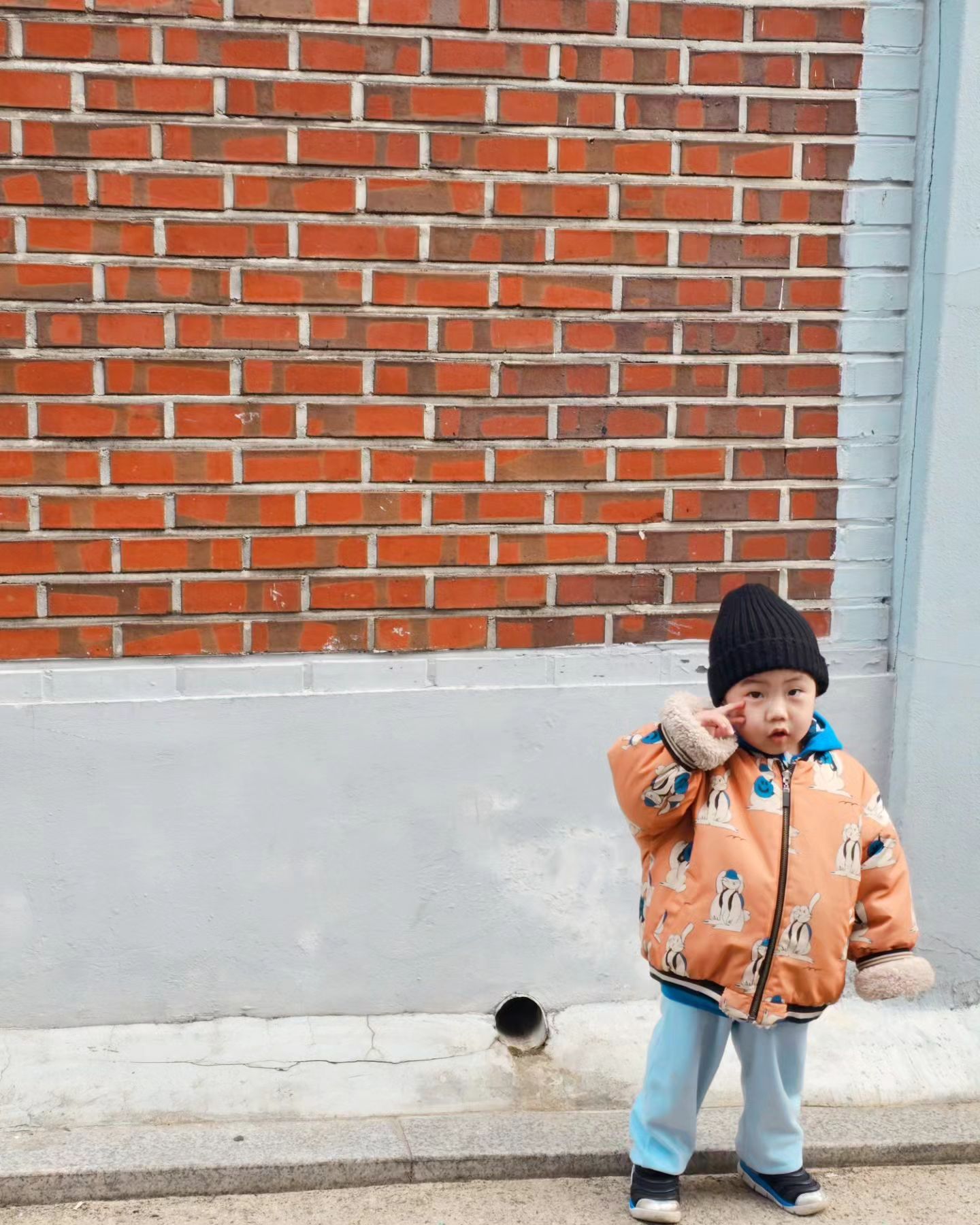 ⠀ 
정릉 쪼꼼이 🙂
오리도 보고 할미랑 행복한 시간,, 

(주말에 집에 붙어있는 사람은 오로지 할머니뿐?🤔
다들 왤케 겨나가?)

⠀