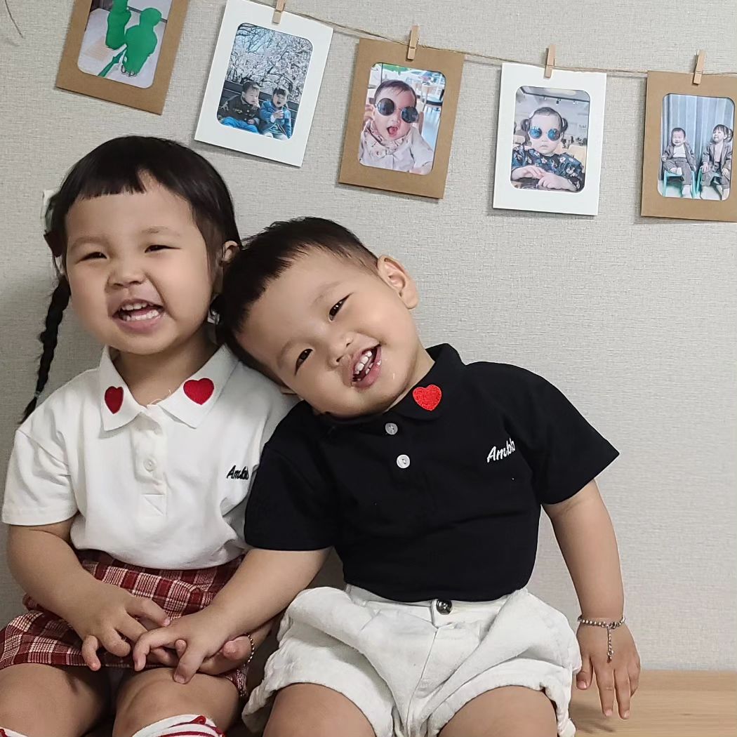 ෆ

핸드폰 바꾼지
6개월만에
사진정리가
끝나간다 ,,

너무 이뻤던
2020년
우래기들 '◡' ෆ

#투샷은사랑
