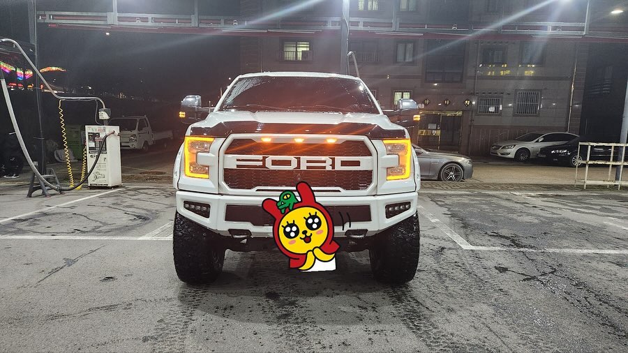 #첫줄

진짜 팔아요
#F150 #6인치 #37타이어 
바디킷 다되잇고 배기되잇고 다되있는데!!!!

진짜쌈...

#차사세요 #픽업트럭 #드림카 아니냐구요!!!!

010-8300-8550
아들 둘 올리고내리기 힘들어서 팔아여...
내손목 소듕해서..