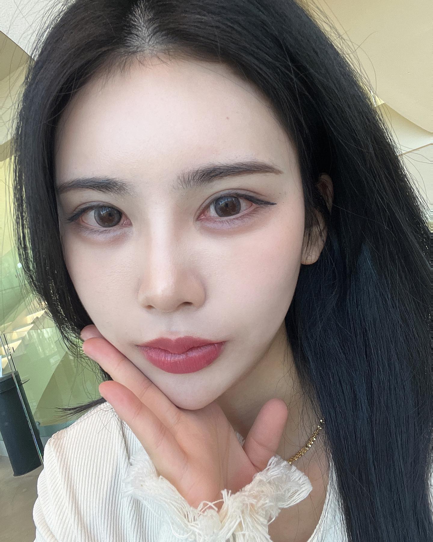 뭐라쓸지 30분째 고민...할말없음