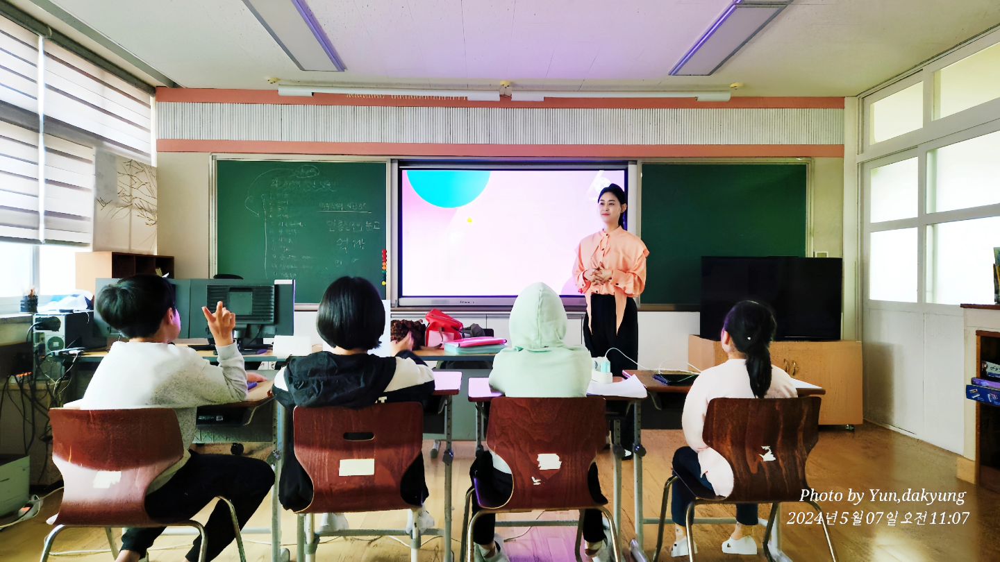 #태안
#신진도
#안흥신진도분교
#2024우리동네예술학교
#섬마을
#섬마을선생님
#예쁜친구들🫶🏻