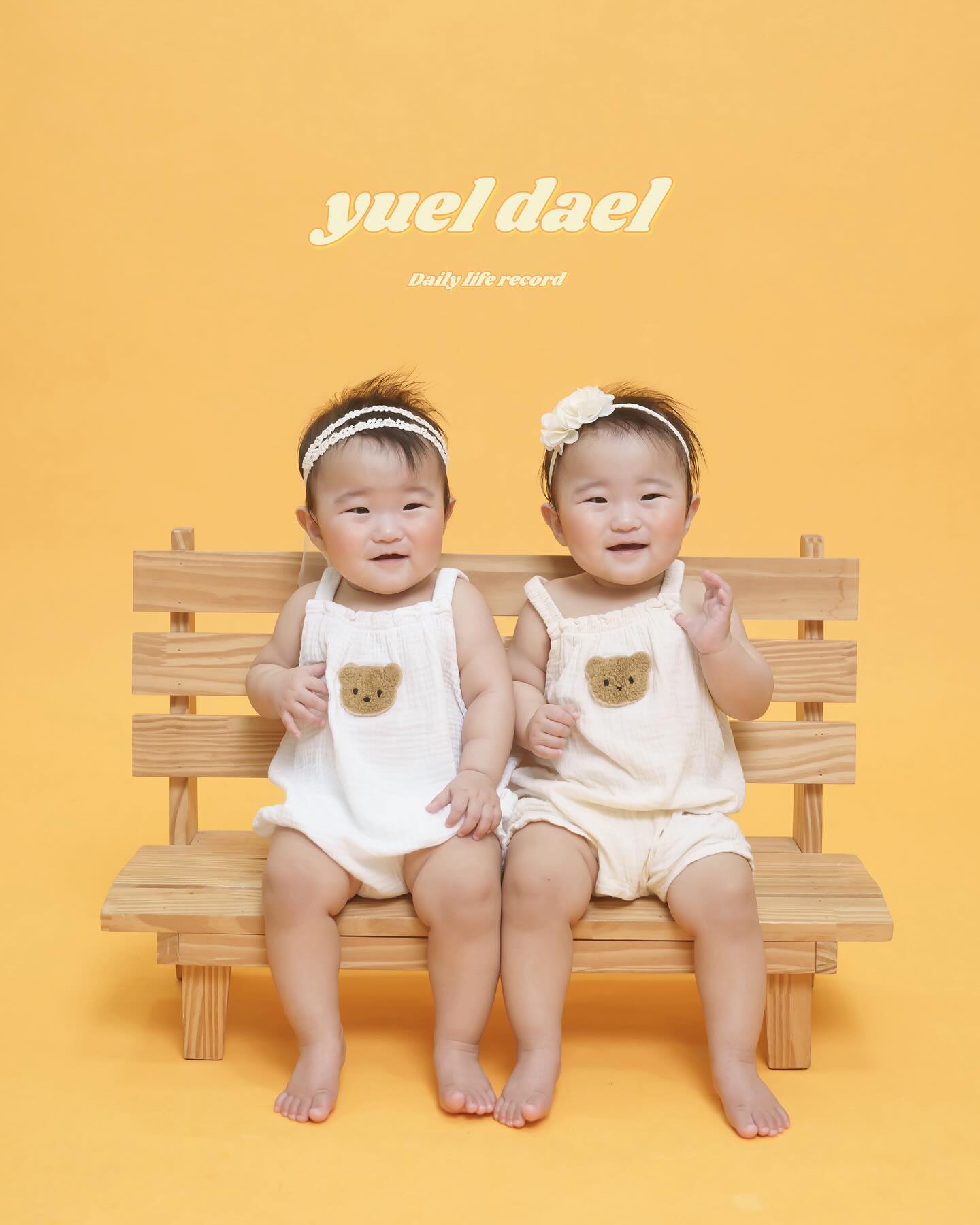 둥이들 돌잔치 사진 촬영! 친절한 브라우니 스튜디오 스텝분들과 순둥한 유엘, 다엘이 덕분에 힘들지 않게 잘 촬영했음! 돌잔치 때 만나요~ ㅋㅋㅋ

#천안돌사진 #아산돌사진 #천안돌촬영 #아산돌촬영 #브라우니스튜디오 

#천안베이비스튜디오 #천안성장앨범 #천안성장촬영 #천안아기사진

#아산아기사진 #아산베이비스튜디오 #아산성장앨범 #아산성장촬영