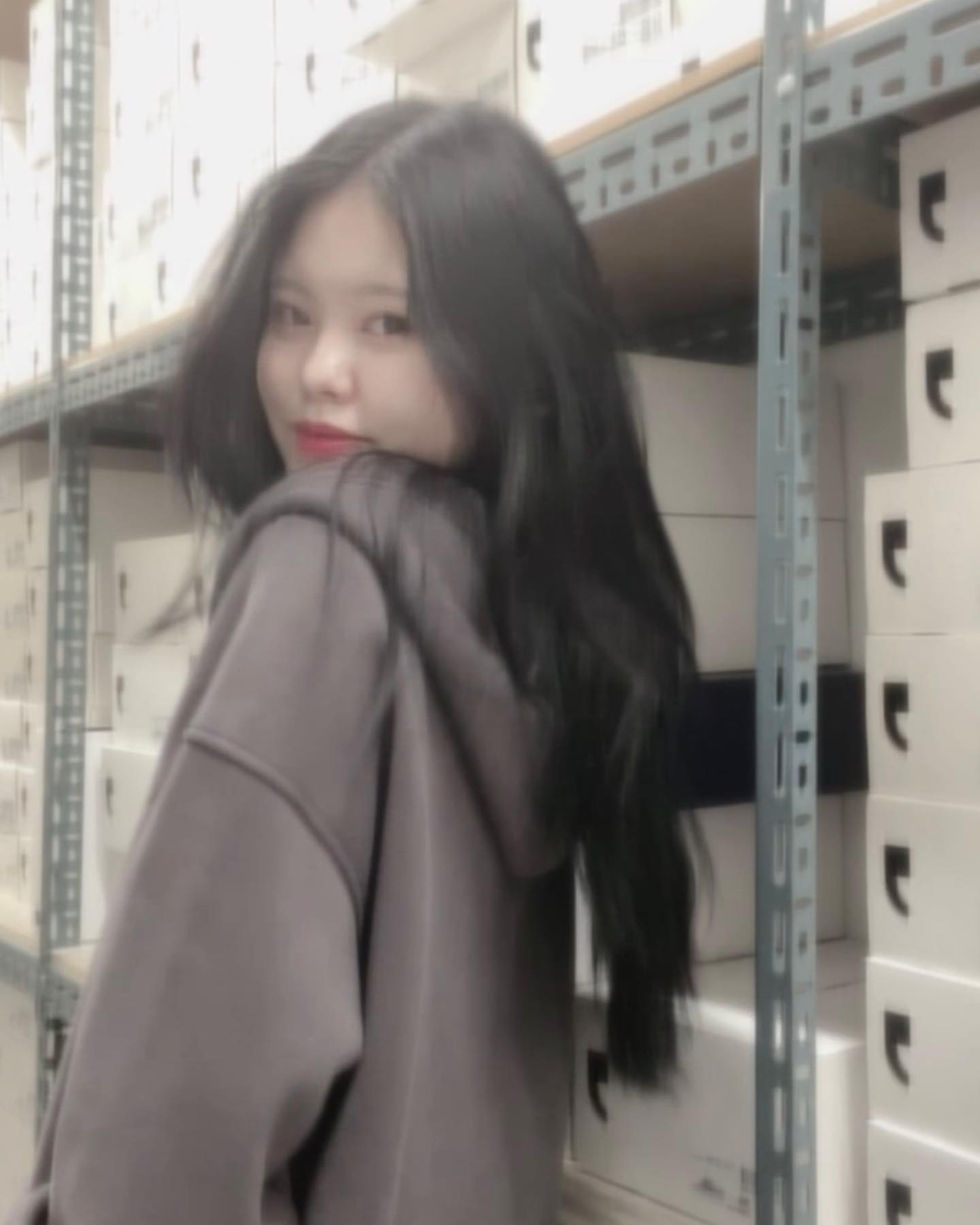 요즘 근황이랄까
.
.
.
.
.
#근황 #하입보이 #바쁨 #안바쁨 #강아지 #읍천리382 #조던 #나이키조던 #럭키그린 #자고싶음 #12시간만 #쉬고싶음 #12년만