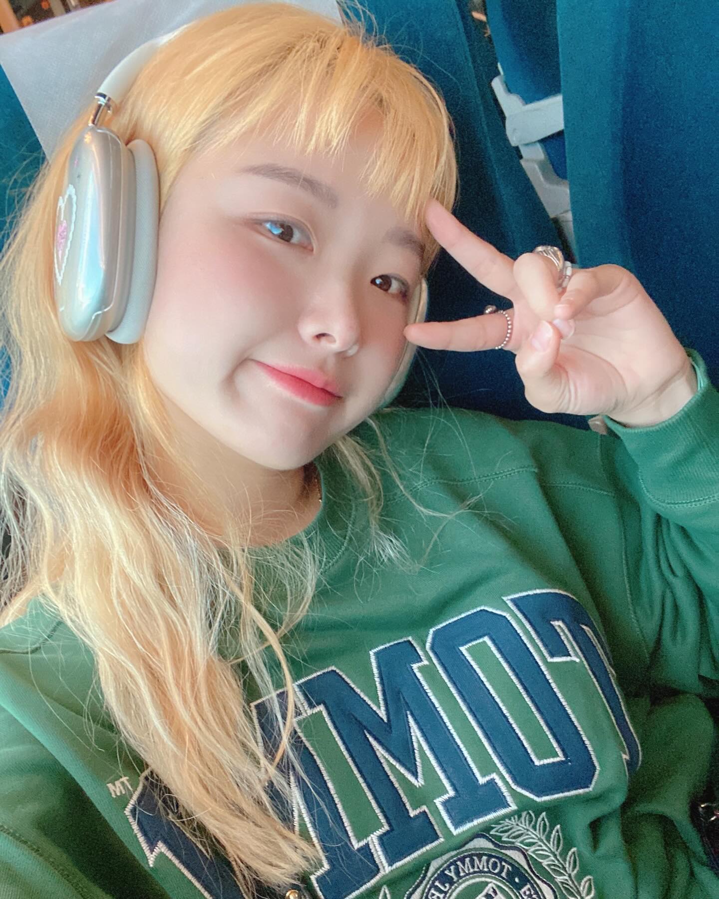 탈머 언제 잃을래 ㅜ.ㅜㅎ 검은 머리가 반을 덮을 만큼 길렀는데 결국 돌아온 탈색 .. 곧 10년 되겠다 그치만 탈색이 좋은 걸 어쩌겠어요~ 😶‍🌫️ 머리야 잘 버텨조 톤망진창 머리는 살롱드키코 4호점에서

#살롱드키코 #이수미용실 #이수역미용실 #방배동미용실 #방배미용실 #염색추천 #탈색머리 #탈색추천