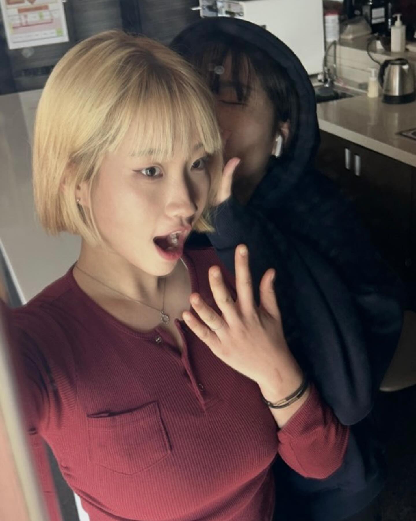 사랑해씨아 

#맞팔해요 #맞팔환영 #팔반사테러 #팔로워반사테러 #좋반사테러 #좋아요반사테러 #하반사테러 #하트반사테러 #ffff #followforfollowback4follow #followforfollowback4likes #fypシ #ootd #フォロワー #フォロワー募集中 #パート