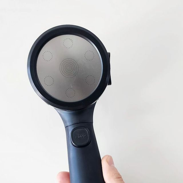 서병문 on Instagram: "#광고 아이들도 안전하고 편리하게 라이프스탠다드 올인원샤워기로 혼자 샤워해요!🚿 [라이프스텐다드] 올인원샤워기 아이들이 샤워 할 때마다 수질은 괜찮은지, 스스