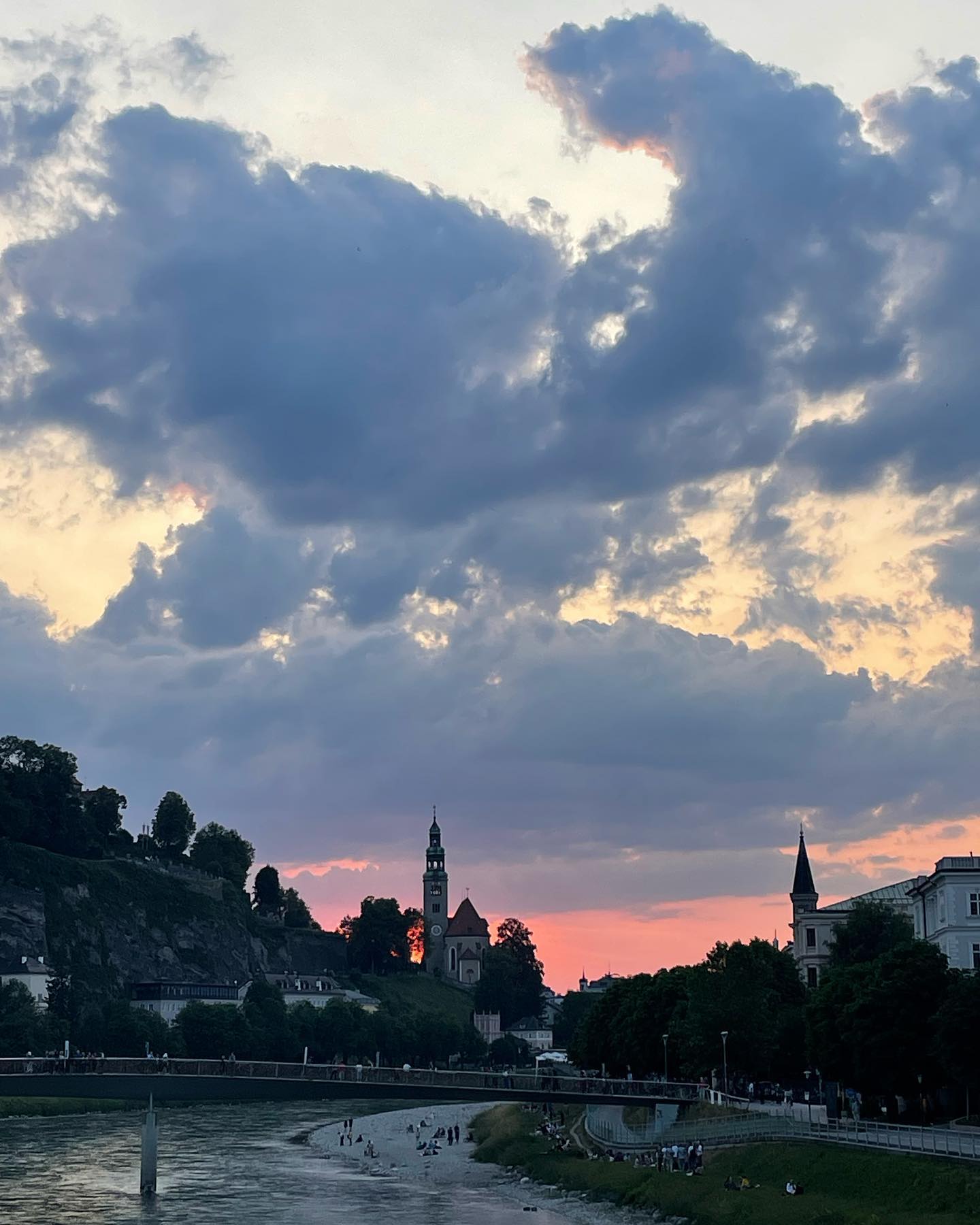 2023.6.17~2023.6.21

🇦🇹Salzburg🇦🇹

I love it when your light shines