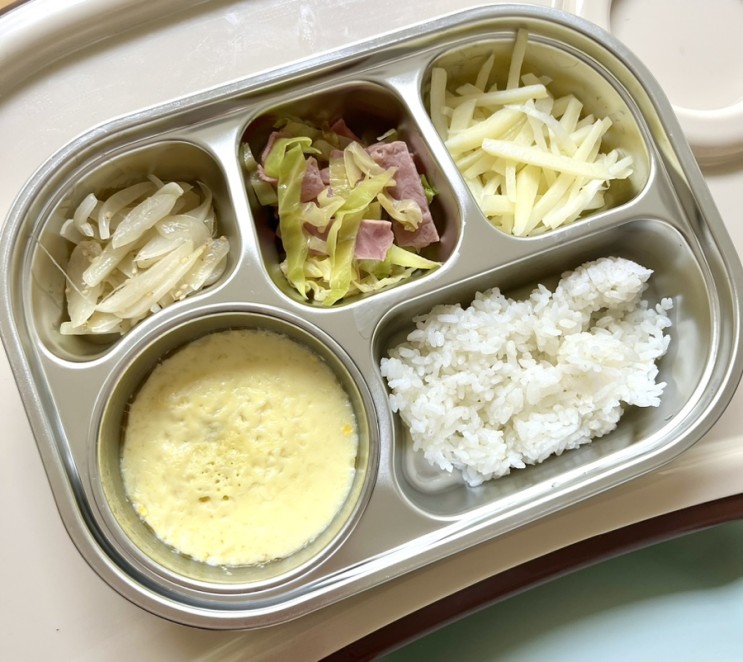 아기스텐식판으로 만족하며 사용중인 더누리디 스테인리스 도시락통 전자레인지 사용 가능해 편리해