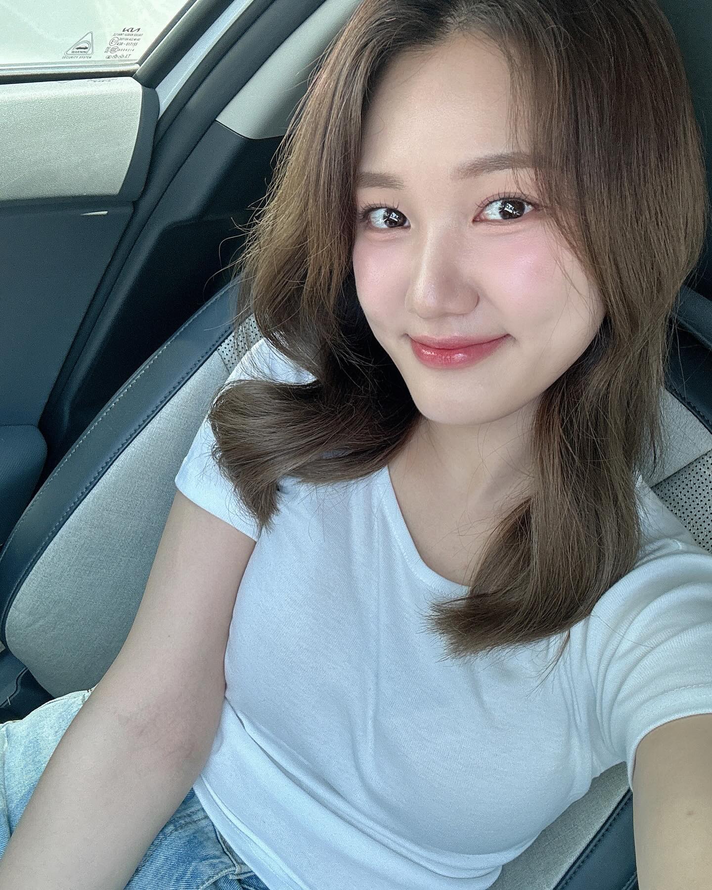 피드 올리래앵 (っ* ॑꒳ ॑*)╮♡
📸🎥🎞️🌿🌳 #서울숲 #촬영 #selfie 

model. eunbyeoll_s2 
hair&make-up. sunmin_mup