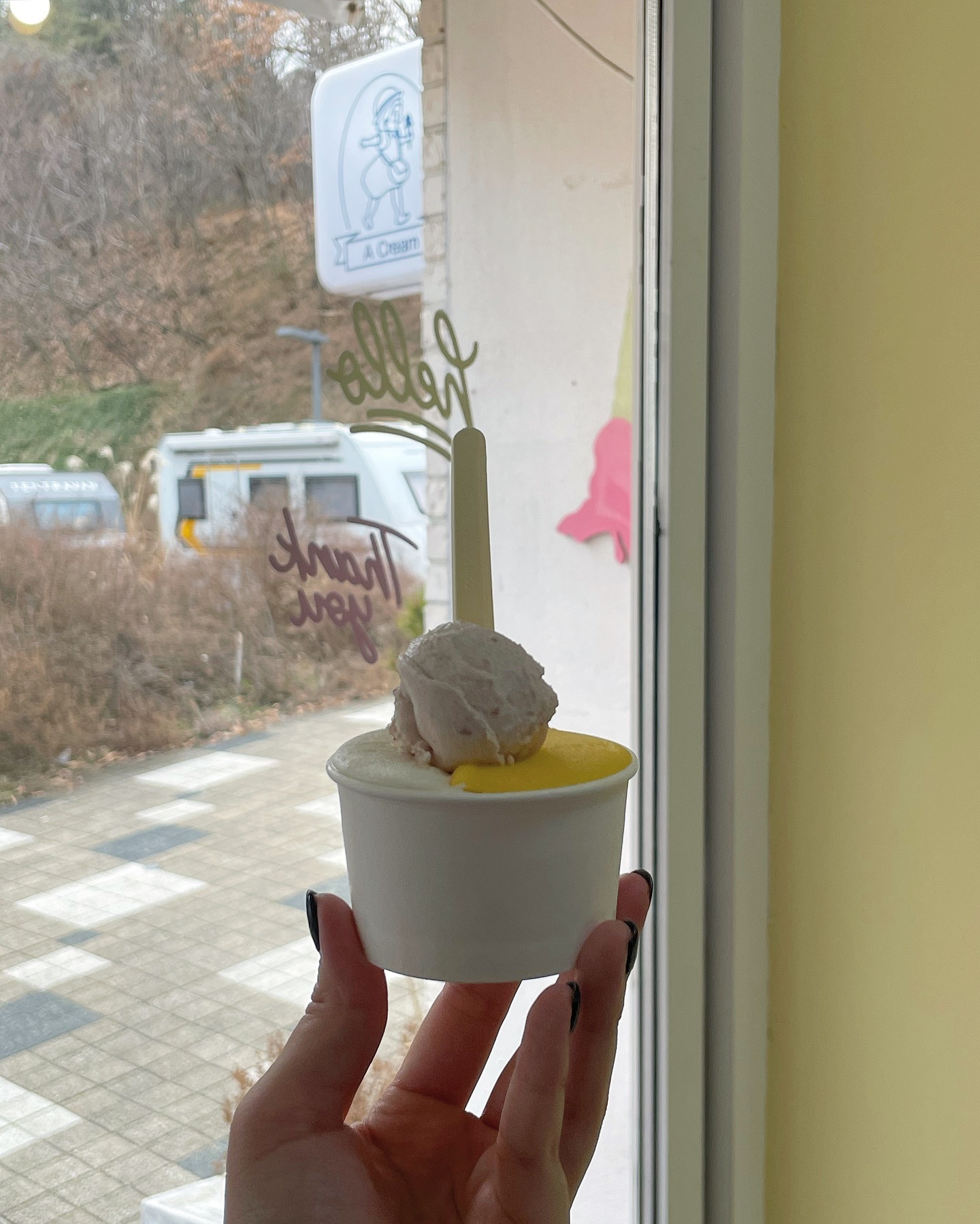 오늘 점심 간식은 젤라또~ 
나의 최애 #쌀젤라또 

#대전 #대전카페 #대전젤라또 #젤라또