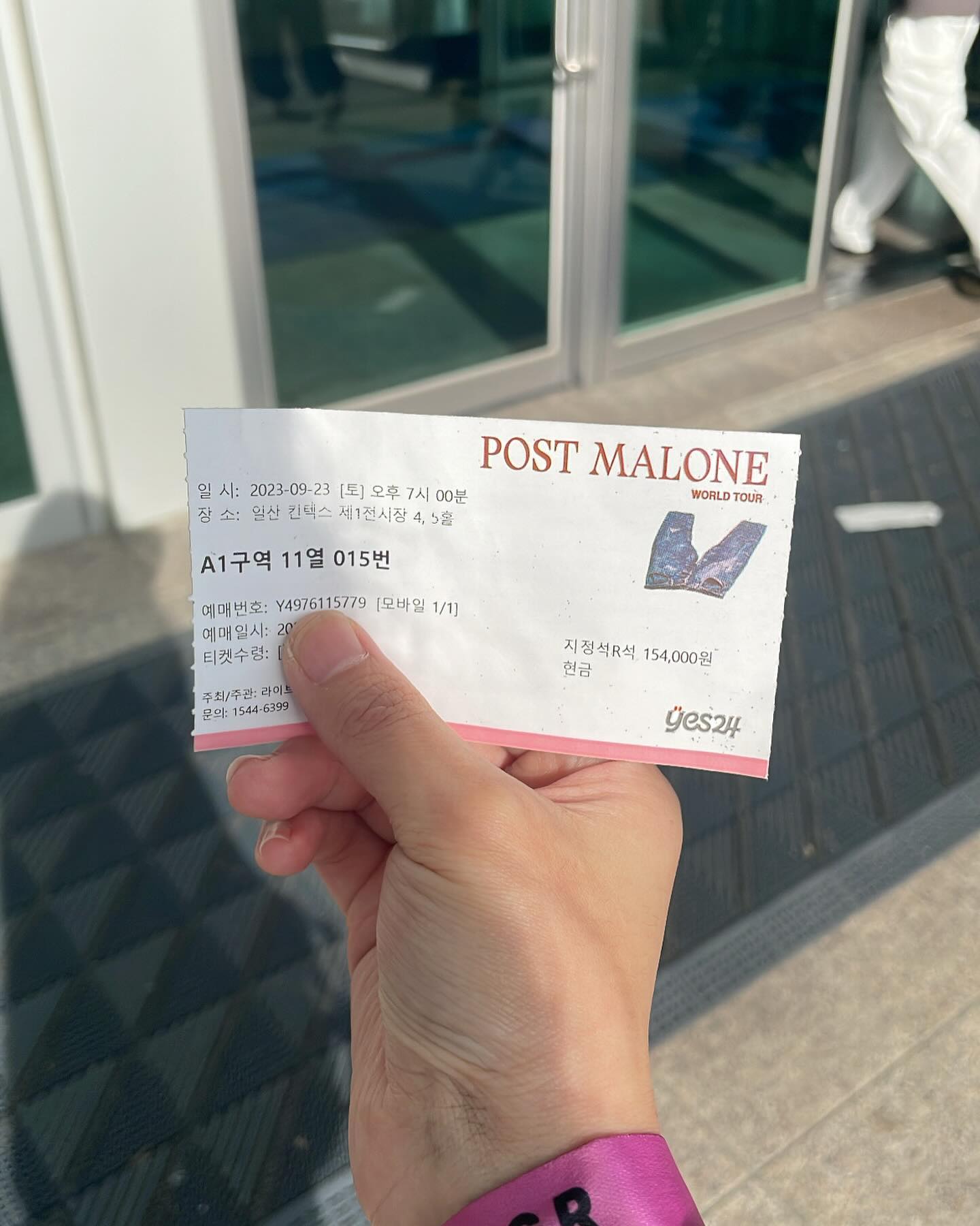 첫 내한 콘서트가 포말이라니
너무 행복했다🥹🥹❤️
힙합 가수중 처음으로 좋아한게 포스트말론인데 
콘서트 가길 백번 잘함😇
인생 띵곡들 열창해주고 팬서비스도 최고인 포서방 ㅠㅠ 못하는게 뭘까..?
내년에도 꼬옥 와줘…🫶🏻❤️

#포스트말론 #포스트말론콘서트 #postmalone #postmaloneconcert #posty #포스트말론내한