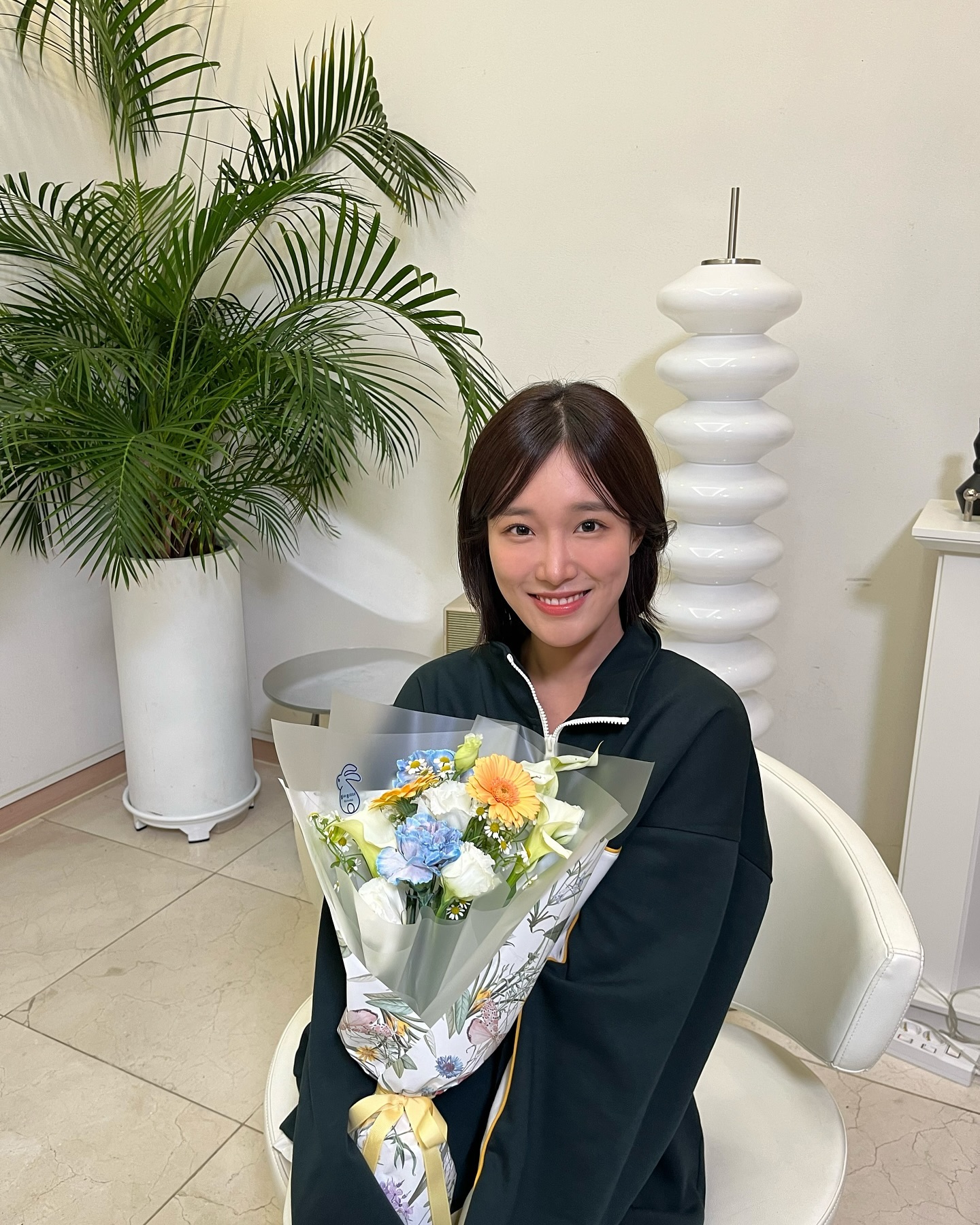 막촬!!!!!!! 
꽃 보자마자 광대 승천 🍀
