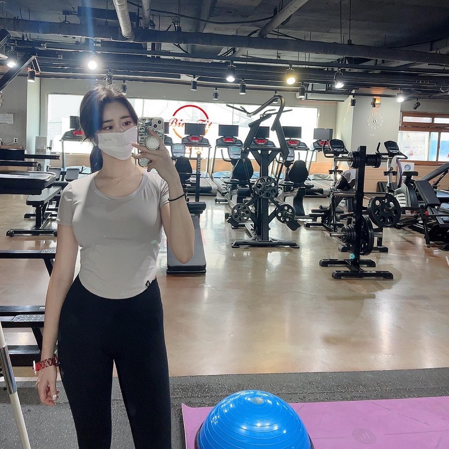 출근 전 운동😀 화질 왜이래...??☹️👊