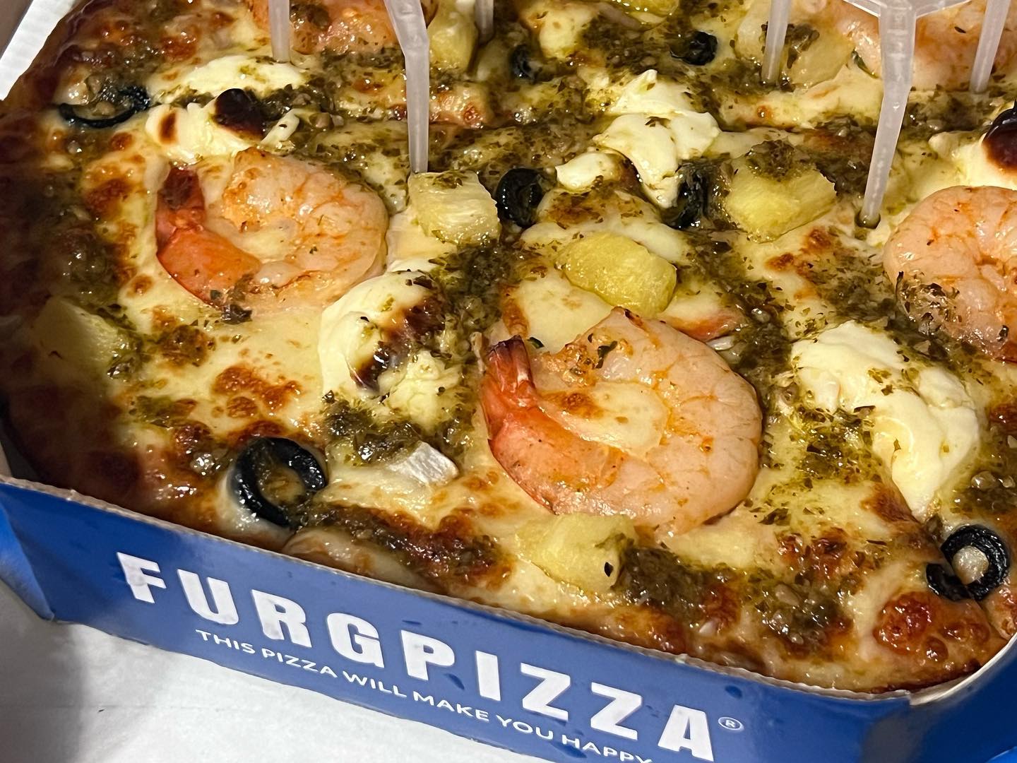 퍼그피자💙 바질쉬림프피자 jmt..🍕