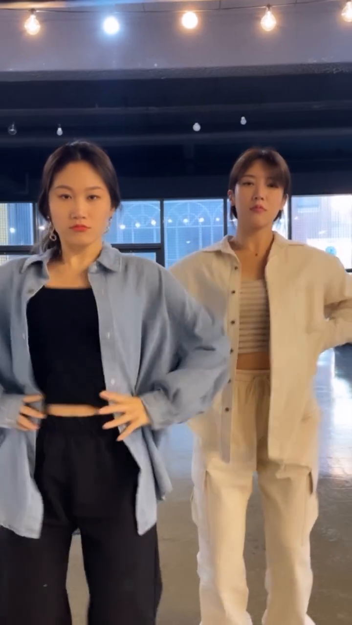 오랜만에 릴스쟈냐
마지막반전ㅋㅋㅋㅋㅋㅋ
W. myu_wondercrew 
.
.
#wondercrew #zaki #myu #dance #shooting #ootd #13month #reels #reelsdance #challenge #fyp #watchthis #goatcrew #릴스 #릴스댄스