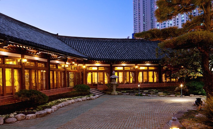 부산 농심호텔 최저가 예약! 여름 부산여행 온천수호텔