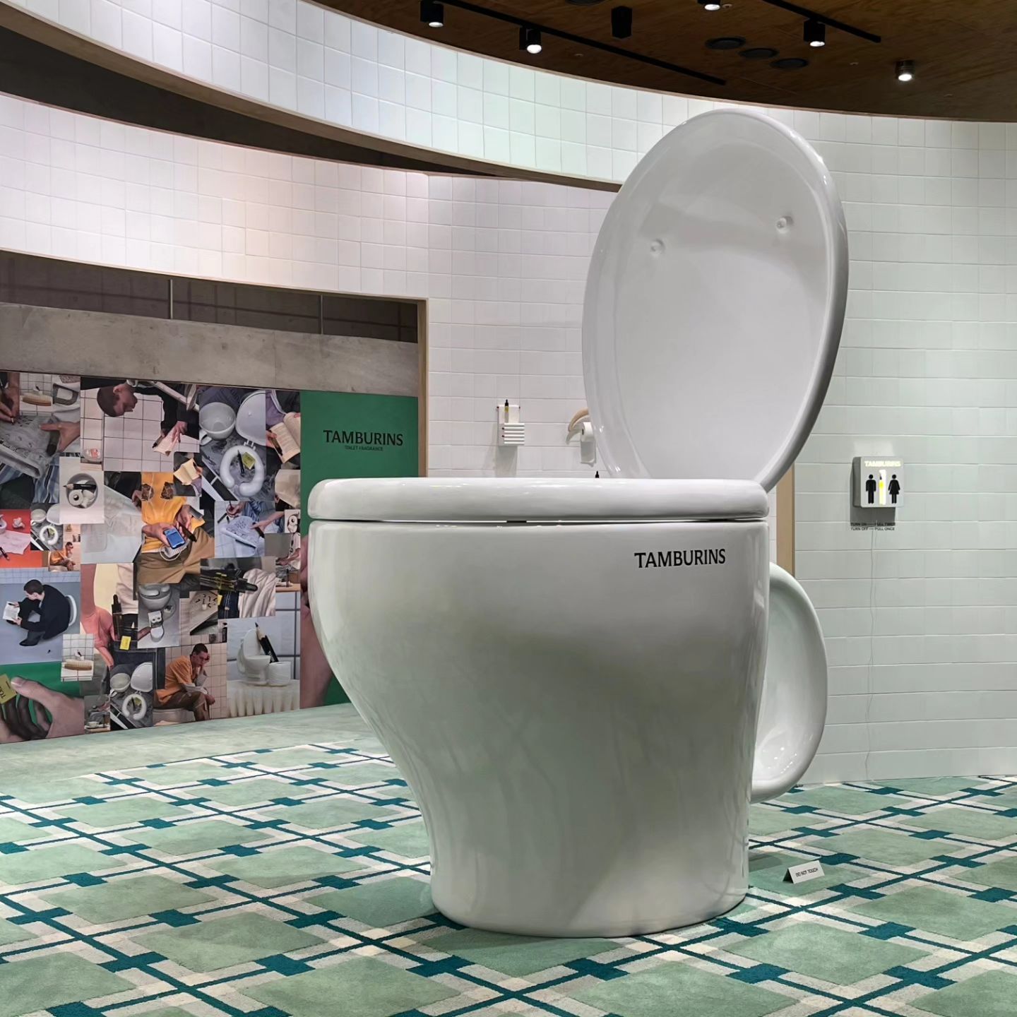템버린즈 토일렛 막차탑승 완료 🚽🧻
방해받고 싶지 않은 공간과 영감의 순간 ✨️