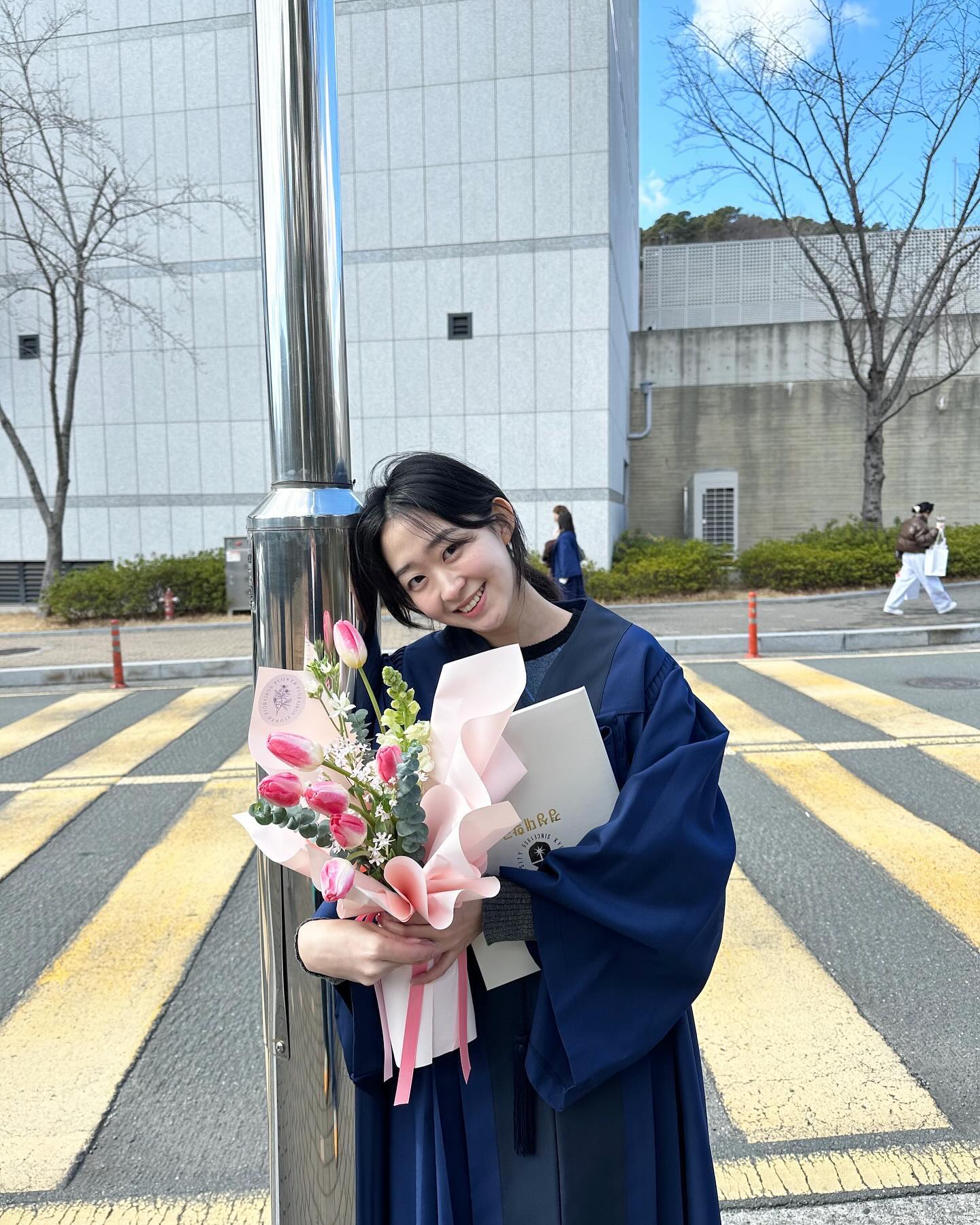 때용이 졸업해떠요 ~👩‍🎓👩‍🎓💙 #대졸이다
