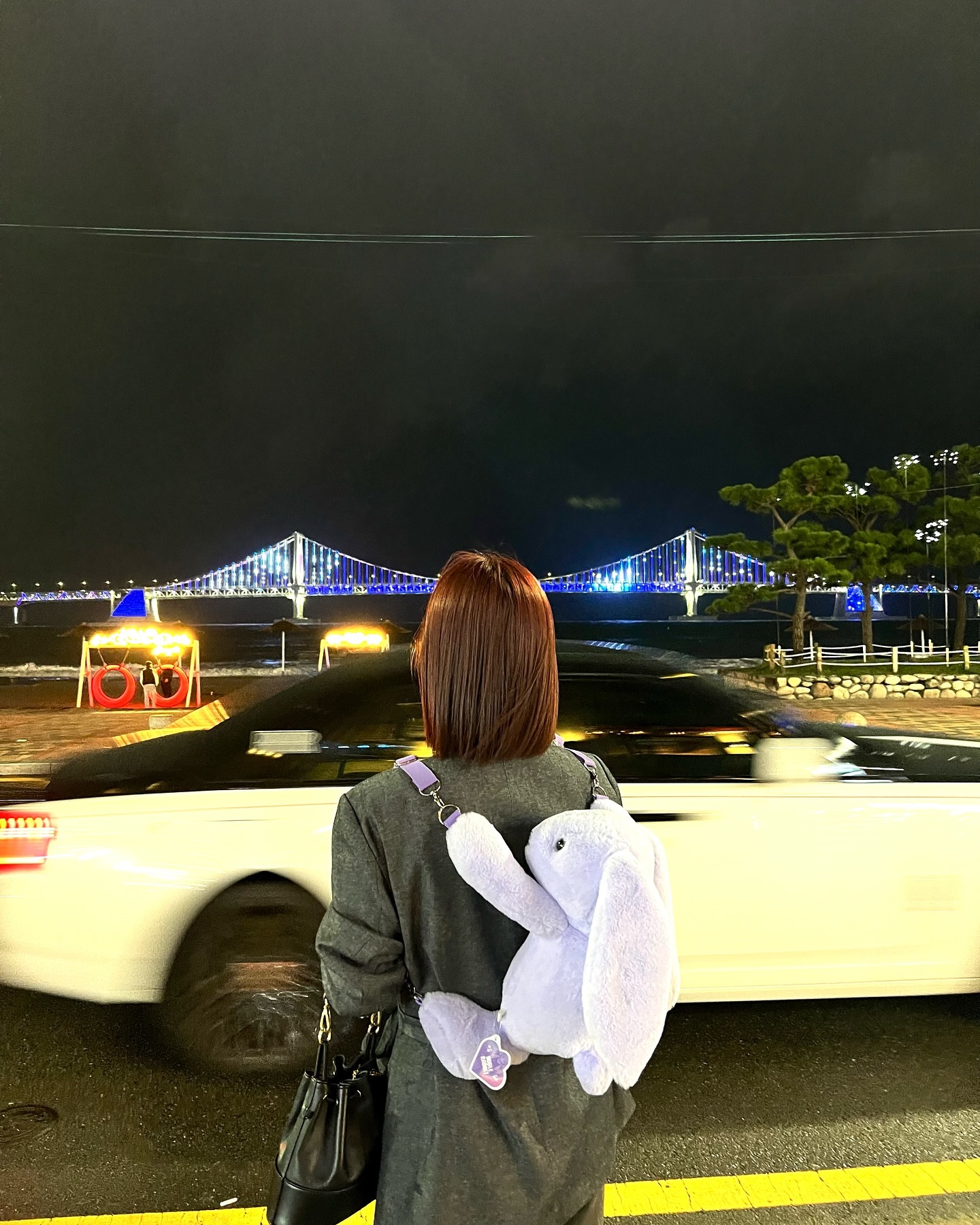 지난주 결혼식 겸 부산에서 1박
도착하자마자 가게 현금 왕창든지갑 통째로 잃구고
비바람에 강풍주의보로 험난했지만
맛난거 먹고 인형가방도 득템하고 즐거웠던 지난 주말

⠀ 
⠀
 
#부산 #광안리 #볶는집 #결혼식 #인형뽑기 #바다 #여행 #패션 #패션코디 #오오티디 #좋반 #좋아요 #일상 #소통 #데일리룩 #맞팔 #선팔 #selfie #daily #ootd #fashion #dailylook #dailyfashion