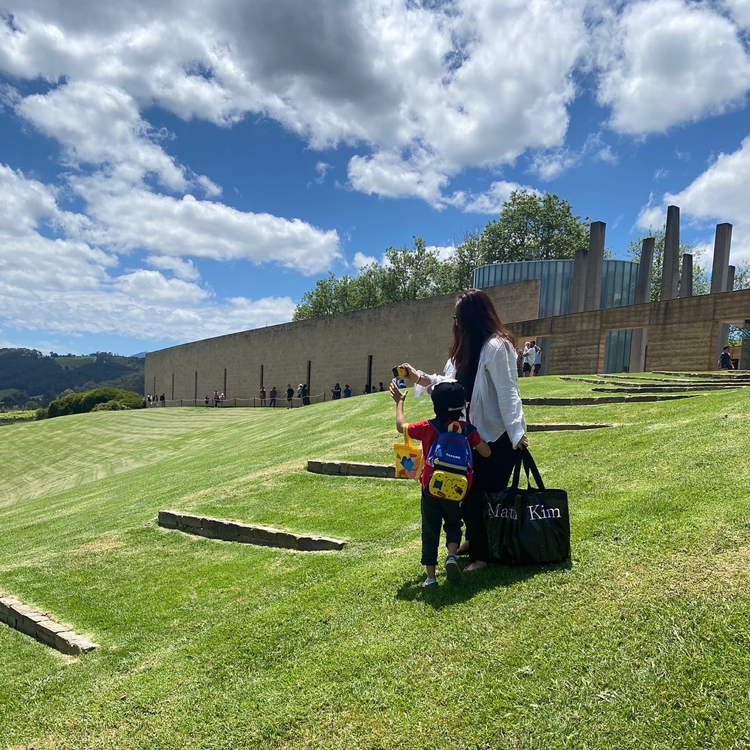 🇦🇺🧒🏻💓

📍Yarra Ranges Regional Museum

Perfect weather with Inho and Madam

📸Madam WY

#yarrarangesregionalmuseum #yarravalley 
#yarra #vic #melbourne #aus #🇦🇺