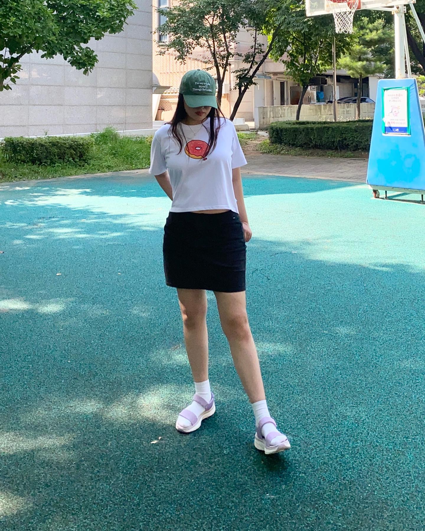#협찬
shoemarker.co.kr 

이렇게 저렴한데
편하고 가볍기까지💜✨
올 여름 캐주얼 샌들은 슈마커로 정했어요!
내사랑 키높이🫶🏻

#협찬 #슈마커 #신발 #패션 #클라우드제로 #클라우드샌들 #발편한샌들 #플랫폼 #샌들플랫폼 #플랫폼샌들 #굽샌들 #쿨샌들 #여성샌들 #여자샌들 #샌들추천 #여자샌들추천 #레인보우볼 #rainbowbowl