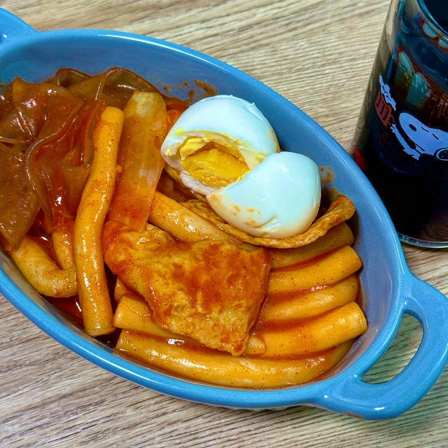 #광고 #협찬 떡볶이맛집💖

400만 유튜버 도로시가 운영하는 도로시멍찌의 #하뚜핫뚜떡볶이 
맵기조절이 가능한 밀키트떡볶이 모야 너..!?
맵찔이인 나는 매운양념 반스푼 넣고 조리해 먹었는데 
맵달맵달해서 딱 조아!!
한봉지로 어른과 아이, 맵고수와 맵찔이가 같이 먹을 수 있는 장점! 
기본양념장이 달달한데 이게 또 인위적인 단맛이 아니고 
과일의 단맛이라 건강걱정도 필요❌❌
급속냉동떡으로 양념도 쏙쏙 잘 베어들고 오뎅도 넘 신선! 
로시당면도 추가해서 먹으면 넘 푸짐하고 맛도리라구요~!~!

로시마켓 공식홈페이지에서 현재 다양한 제품들을 
판매중이니 구경하시구 겟! 하세용
https://rothymarket.com/

#남양주떡볶이맛집 #로시당면 #넓적당면 #중국당면 #안매운떡볶이 #어린이떡볶이 #밀떡 #로시마켓 #떡볶이밀키트 #남양주맛집 #매운떡볶이 #도로시떡볶이 #도로시멍찌