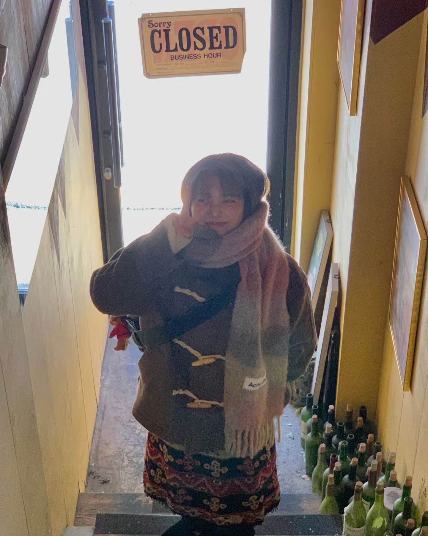 #협찬 왕왕 추운날 데이트룩은 #로파이 떡코🤍
오버핏이라 안에 옷 넉넉하게 껴입기 너무 좋았어용!
추워도 떡코 못잃어☃️☃️

W.26i_woo 💕💕

#로파이 #떡볶이코트 #더플코트 #겨울코트 #겨울코디 #코트추천 #겨울패션