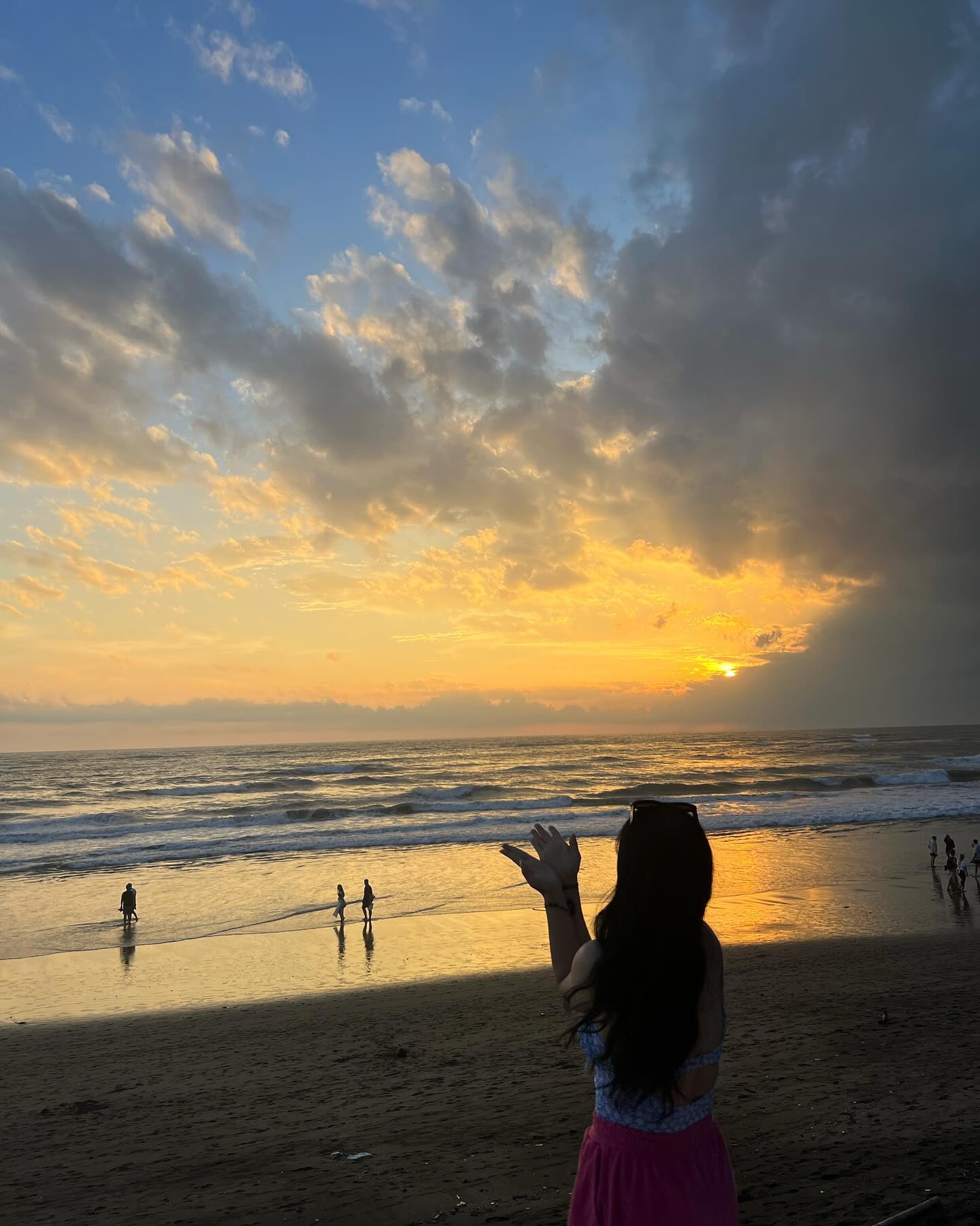 행보큐 ~~~ ❤️ #발리 #핀스비치클럽 #발리신혼여행 #bali #honeymoon #finns #finnsbeachclub