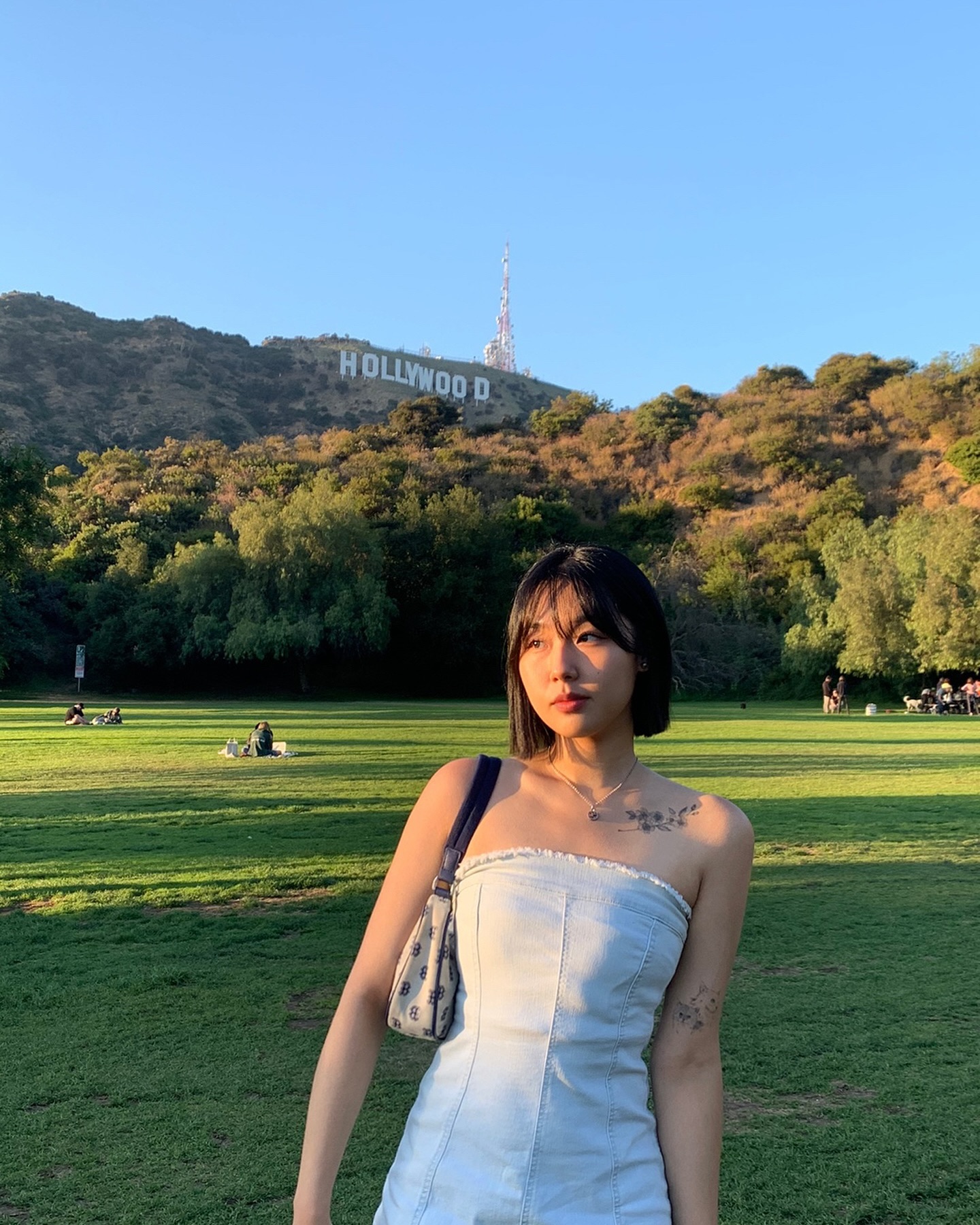 📍LA