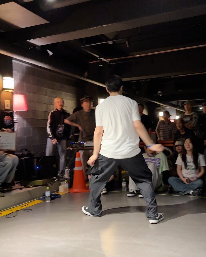 🌋🌋🌋 더 다듬어서 돌아오겠습니다 🙇🙇✨
•
studio_brainwash 
•
#hiphopbattle #freestyle #freestylehiphop