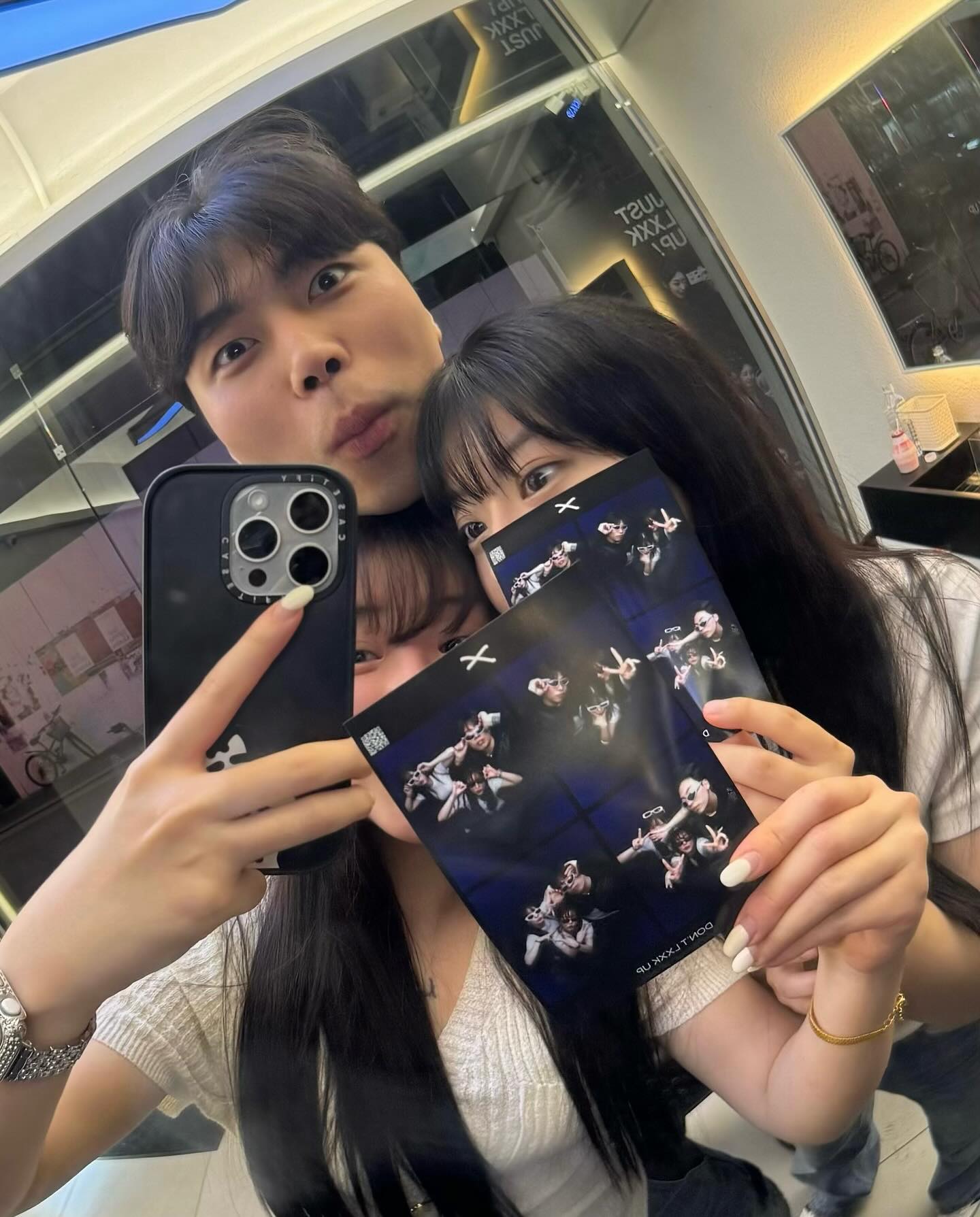 이쯤되면 청춘호소인
아싸신나 ዽ ጿ ኈ ቼ ዽ ጿ ኈ ቼ ዽ 뚱치딱치